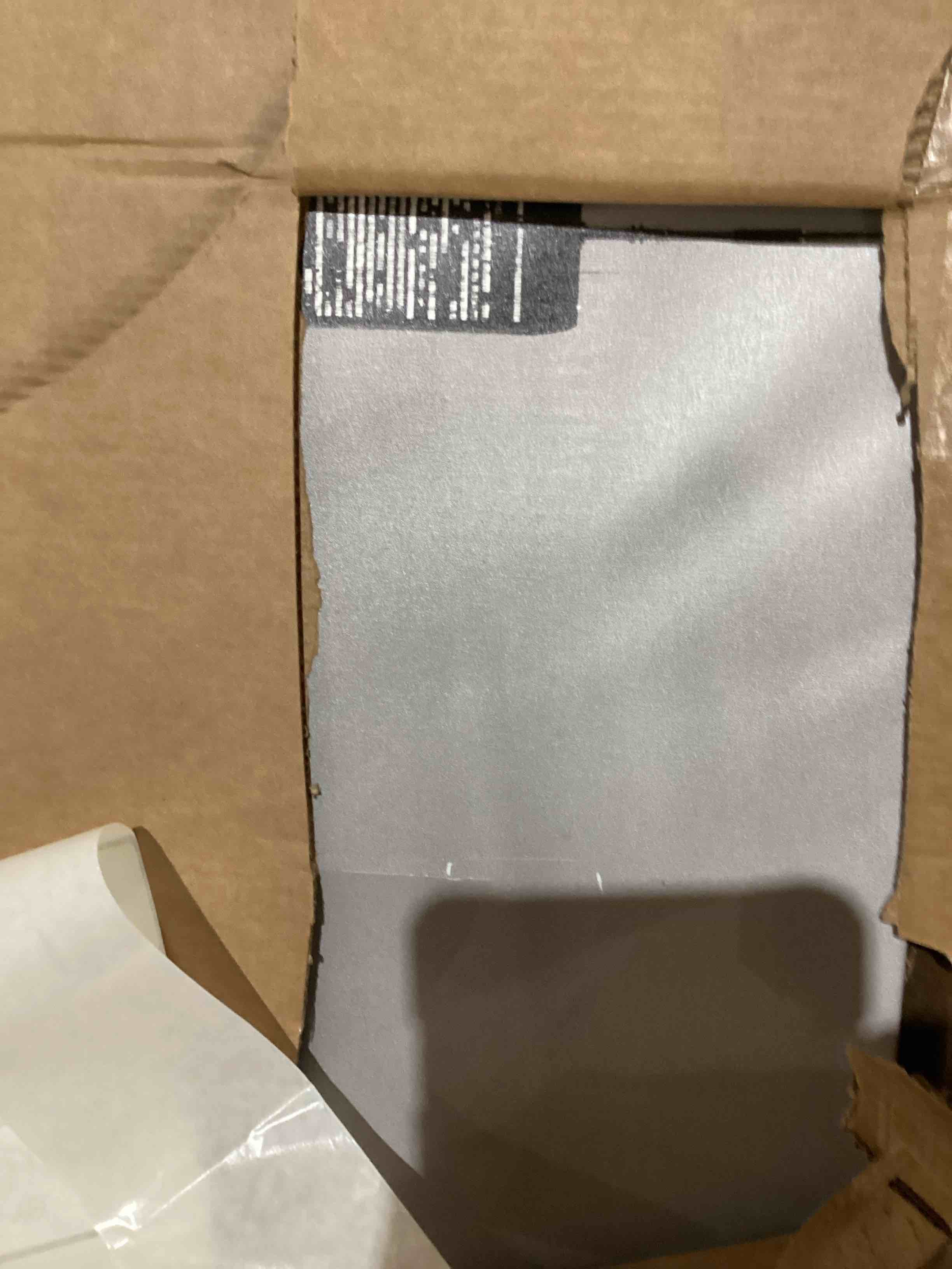 https://s3.amazonaws.com/lotting-images-prod/bidfta/YEL5703997_1727958970147.jpeg