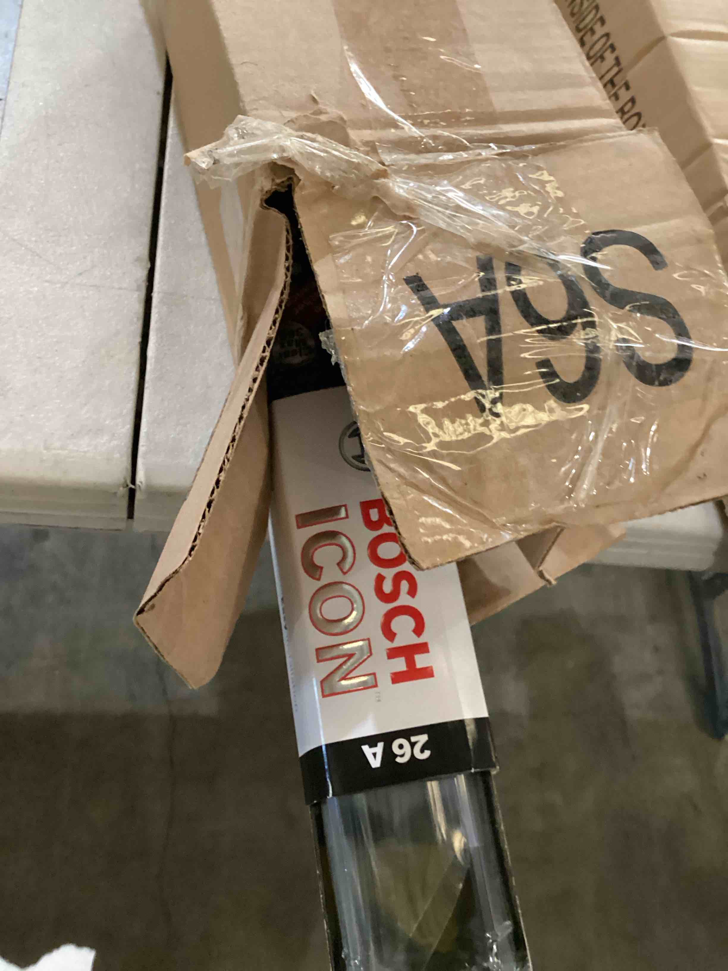 https://s3.amazonaws.com/lotting-images-prod/bidfta/YEL5704295_1728062079007.jpeg