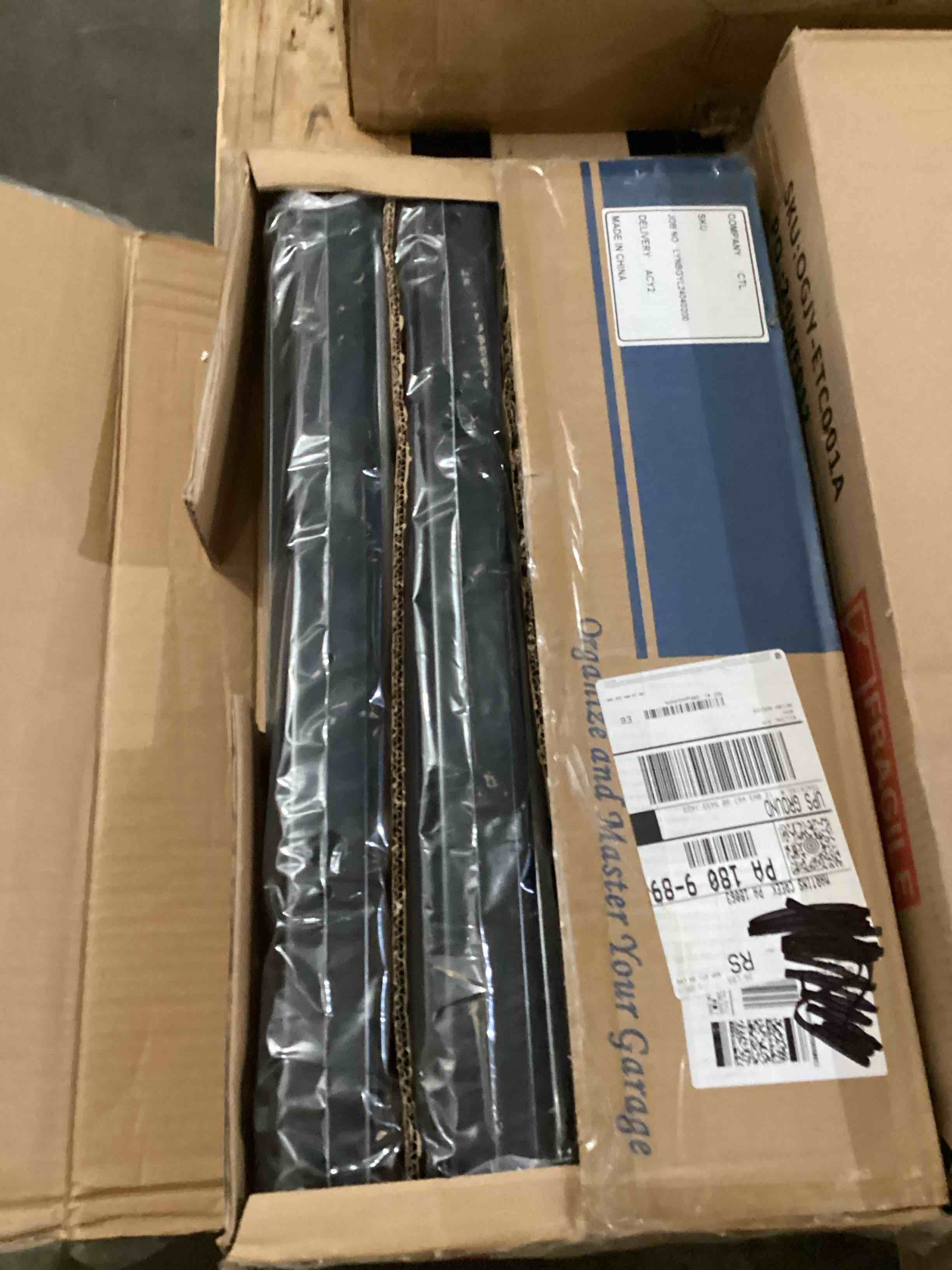 https://s3.amazonaws.com/lotting-images-prod/bidfta/YEL5704650_1728479247672.jpeg