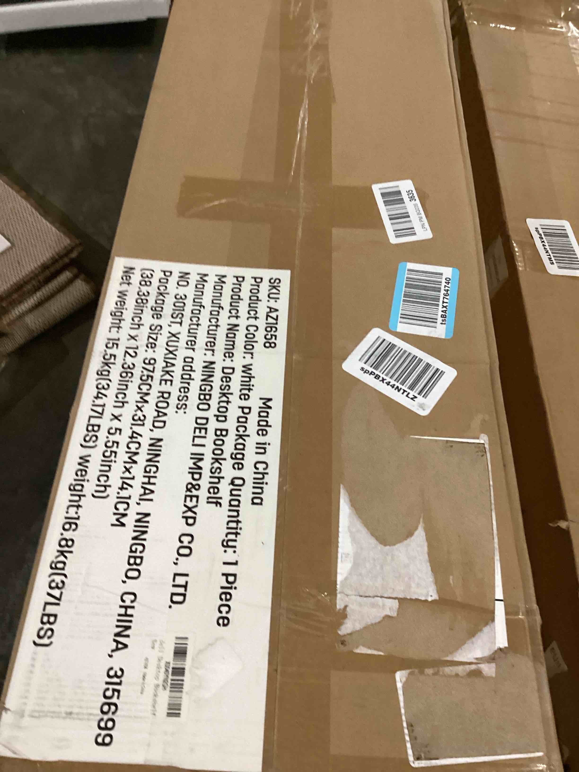 https://s3.amazonaws.com/lotting-images-prod/bidfta/YEL5704660_1728478206444.jpeg