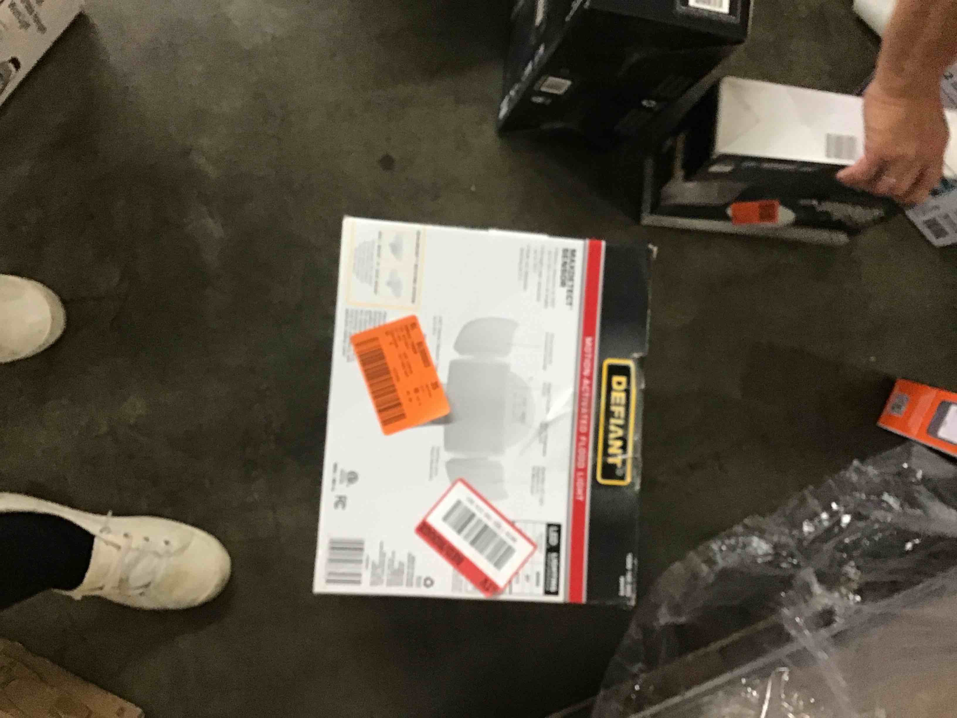 https://s3.amazonaws.com/lotting-images-prod/bidfta/YEL5707171_1719235145197.jpeg