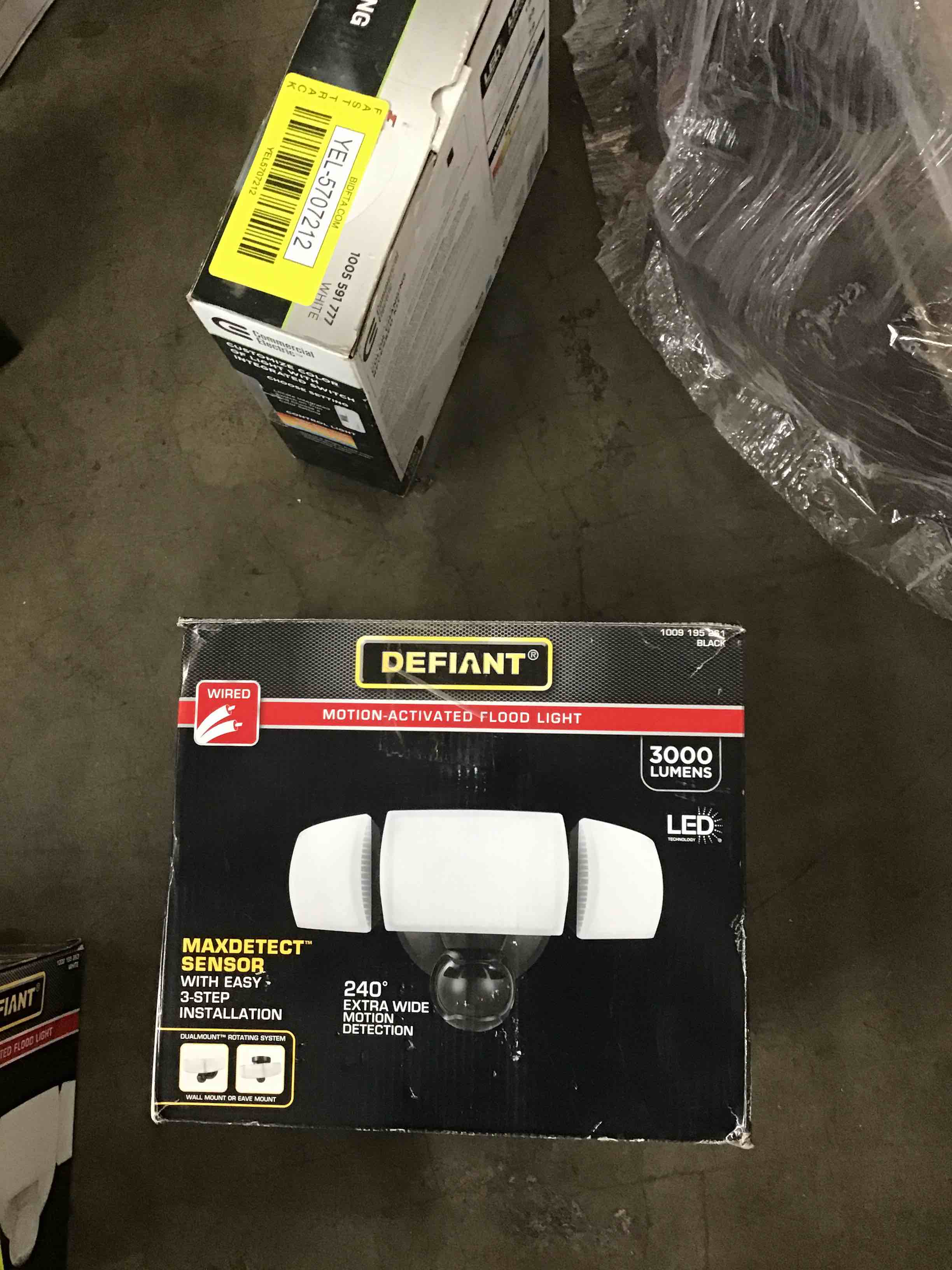 https://s3.amazonaws.com/lotting-images-prod/bidfta/YEL5707172_1719235289249.jpeg