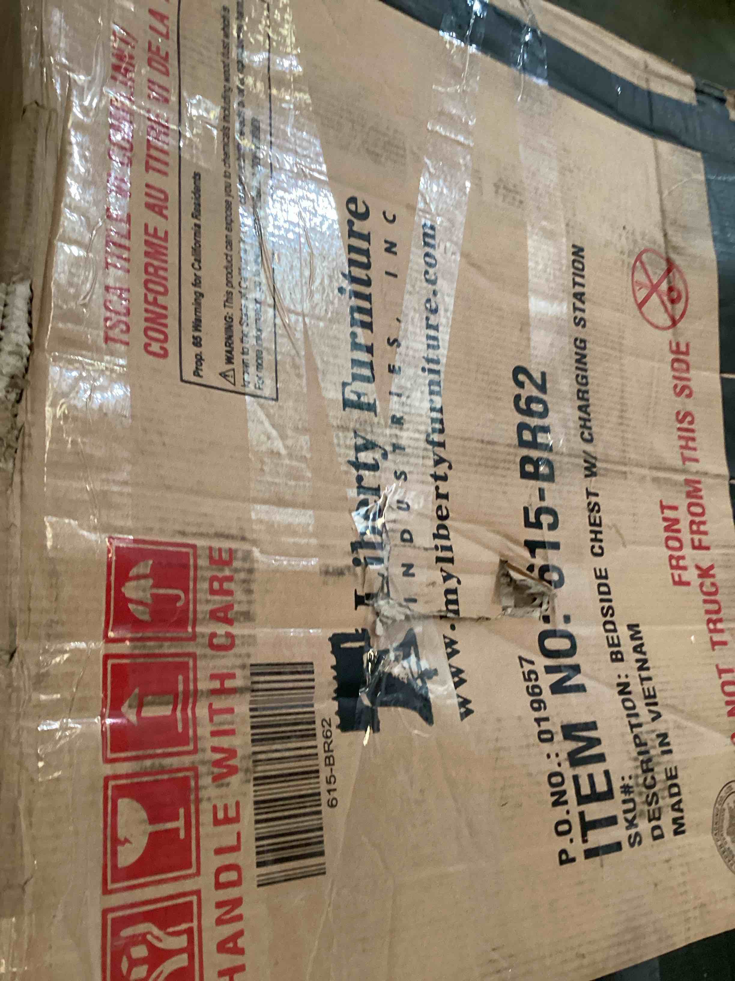 https://s3.amazonaws.com/lotting-images-prod/bidfta/YEL5709369_1725896296718.jpeg