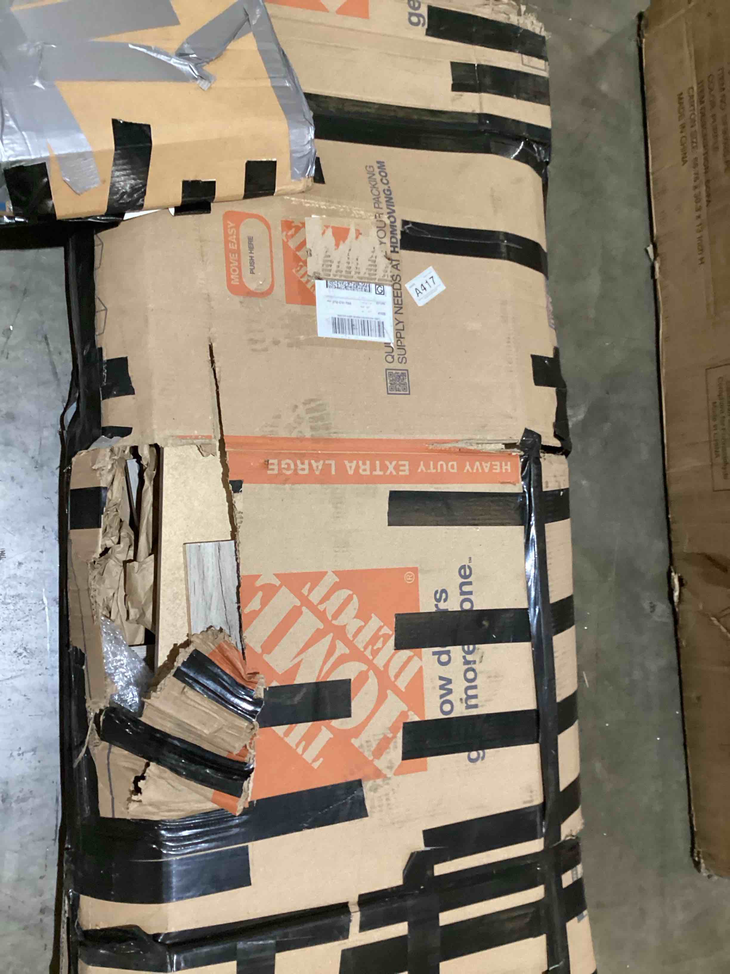https://s3.amazonaws.com/lotting-images-prod/bidfta/YEL5709797_1727716613649.jpeg