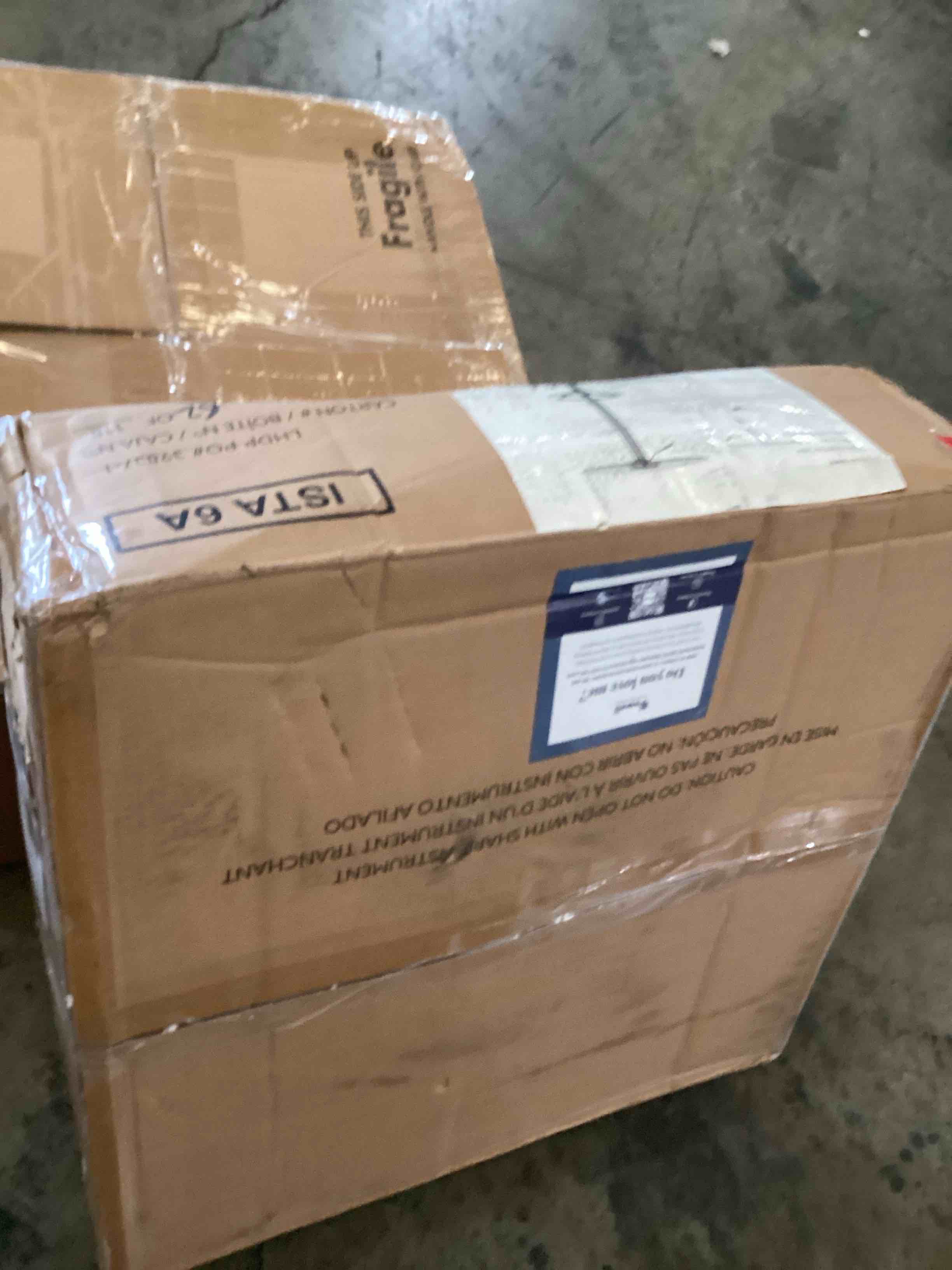 https://s3.amazonaws.com/lotting-images-prod/bidfta/YEL5710992_1723742105169.jpeg