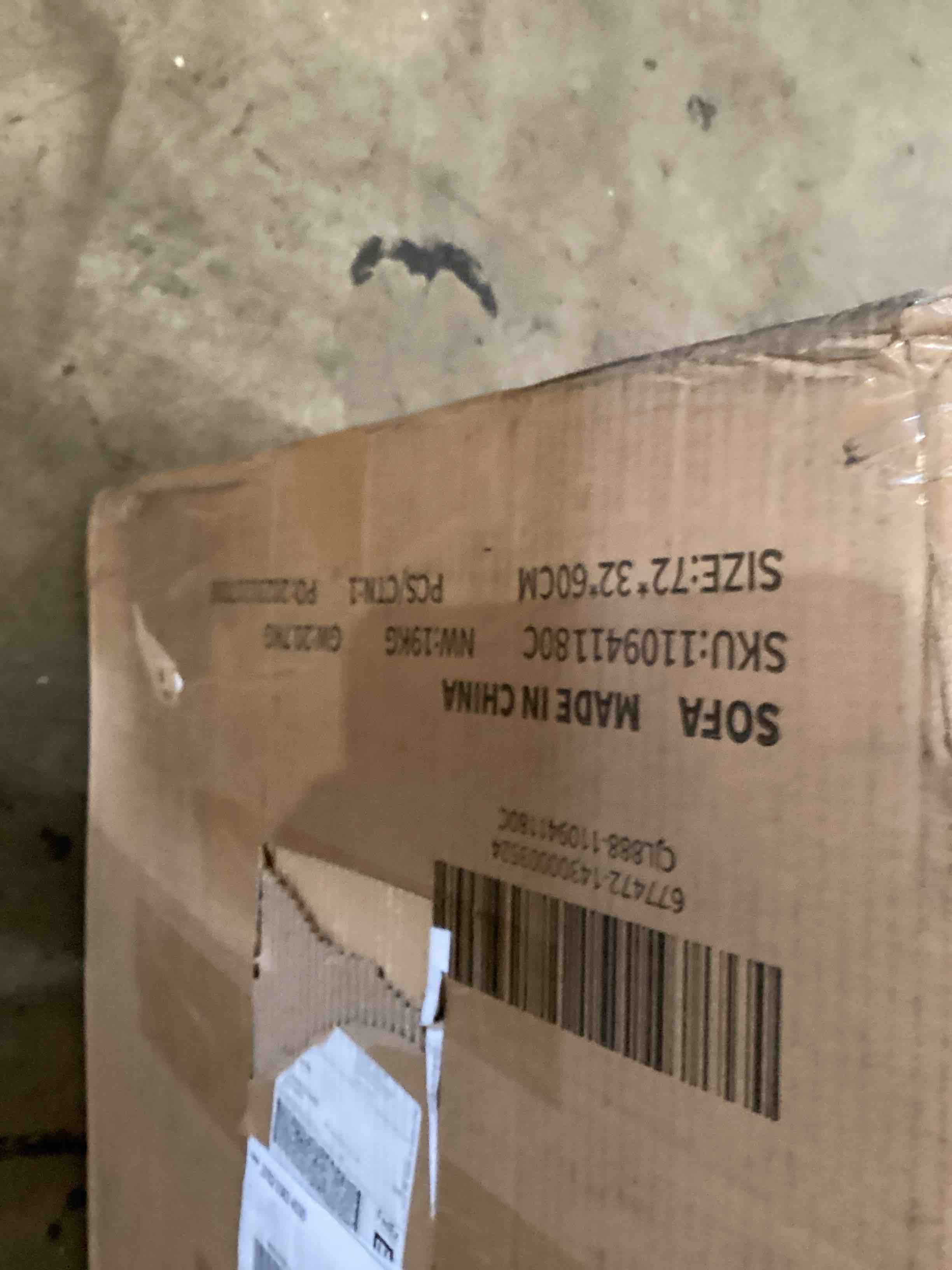 https://s3.amazonaws.com/lotting-images-prod/bidfta/YEL5711587_1725896497014.jpeg