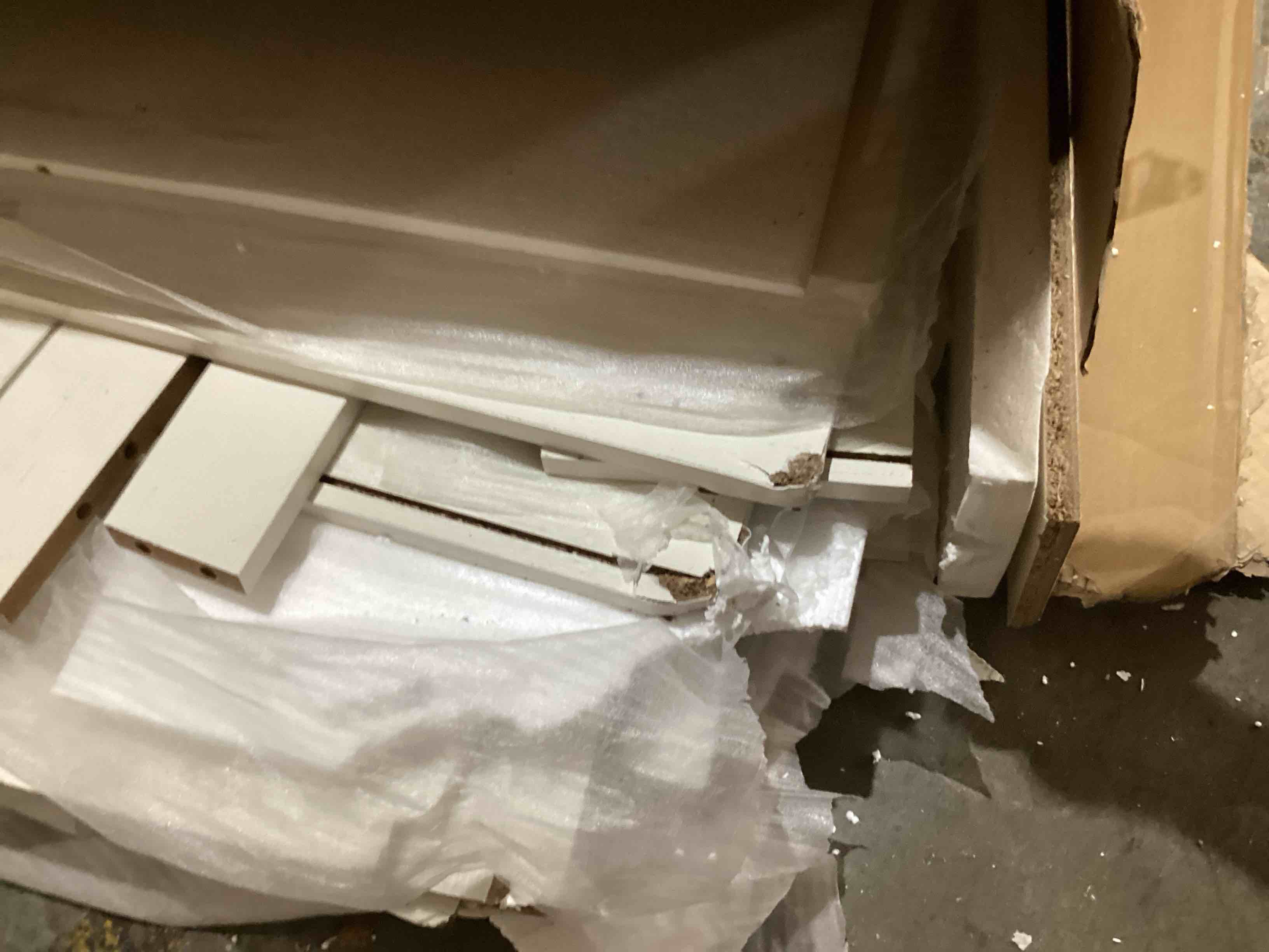 https://s3.amazonaws.com/lotting-images-prod/bidfta/YEL5712746_1714484139486.jpeg
