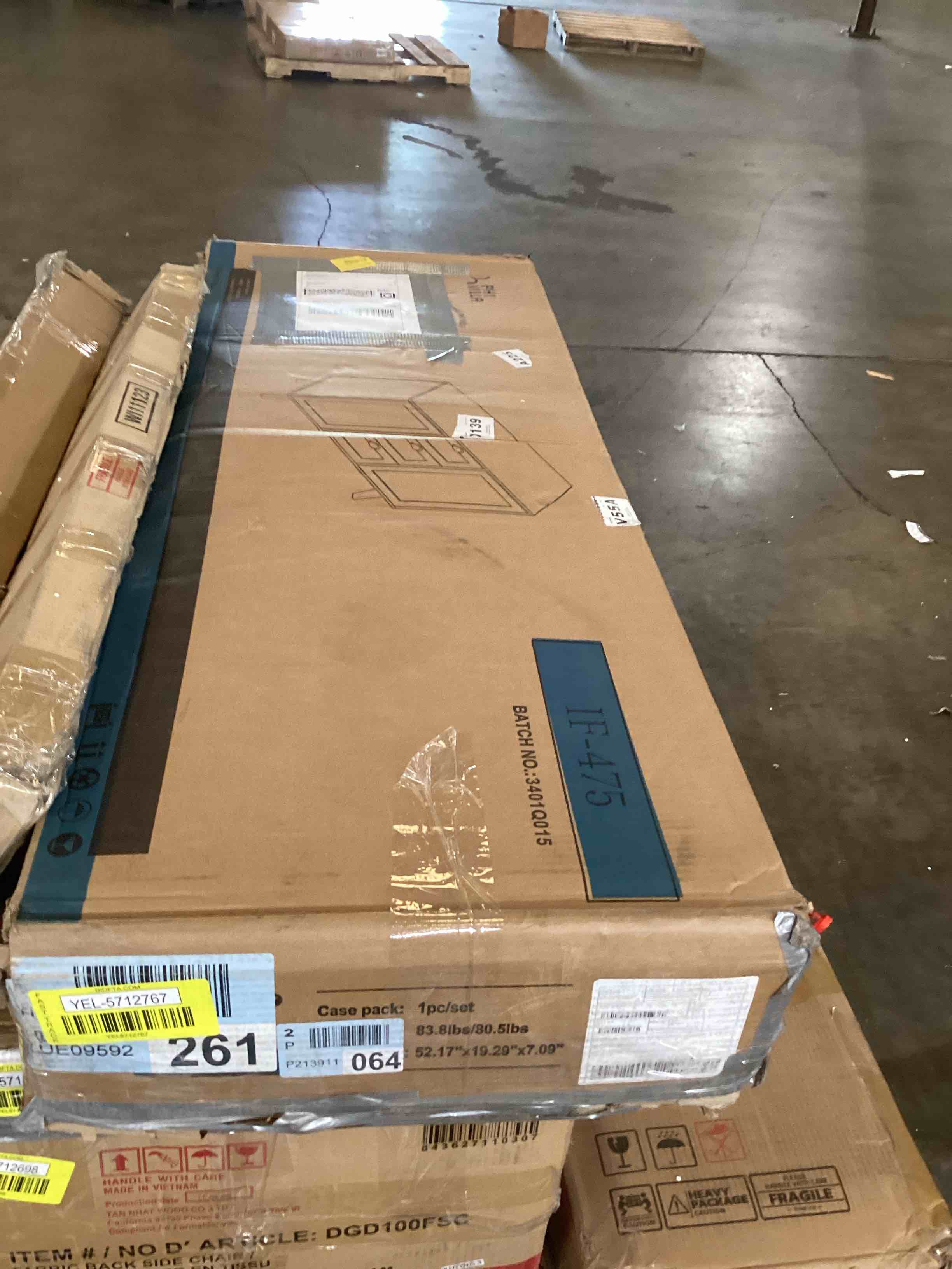 https://s3.amazonaws.com/lotting-images-prod/bidfta/YEL5712767_1714505500999.jpeg