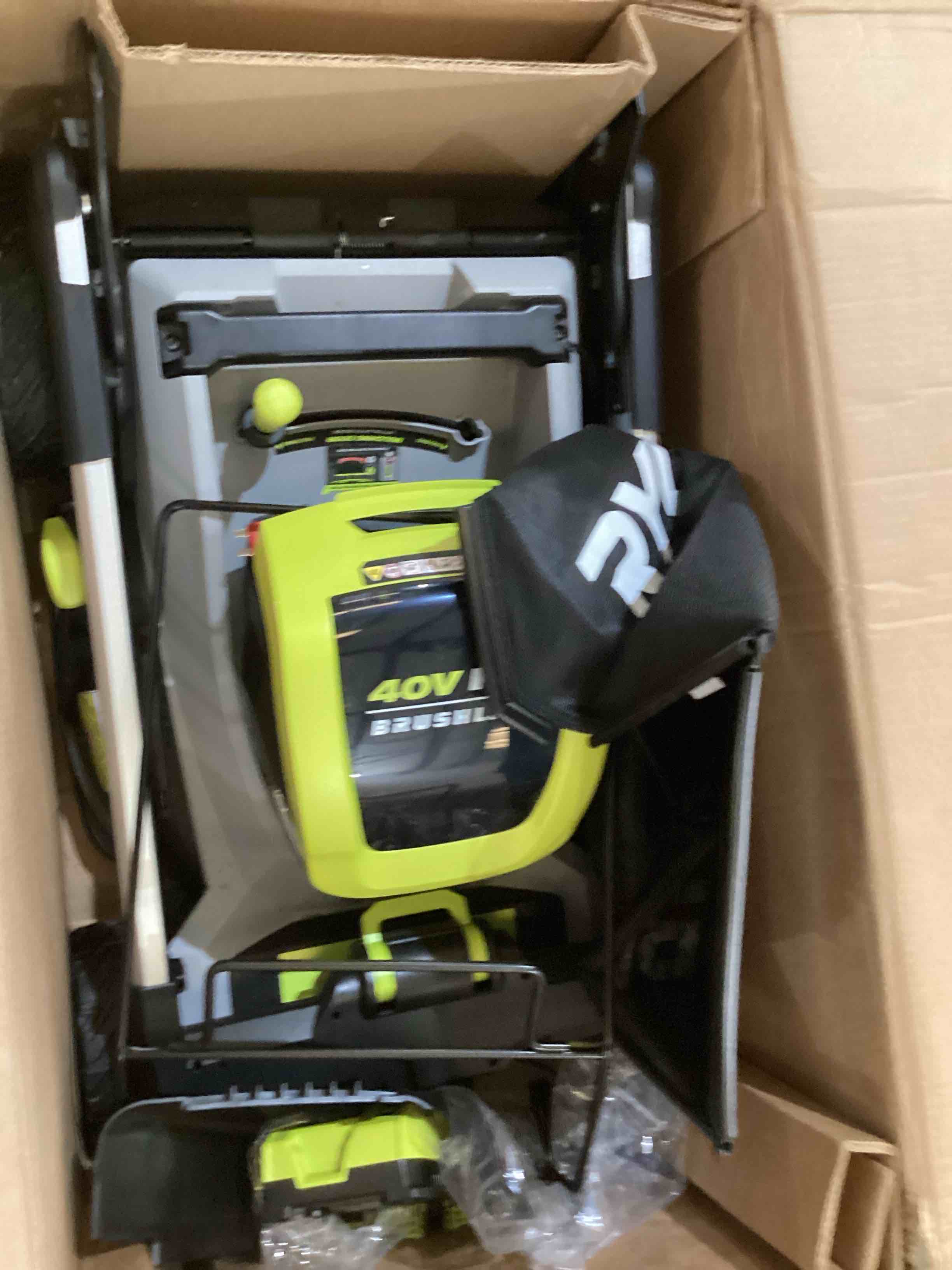 https://s3.amazonaws.com/lotting-images-prod/bidfta/YEL5713031_1715269560356.jpeg