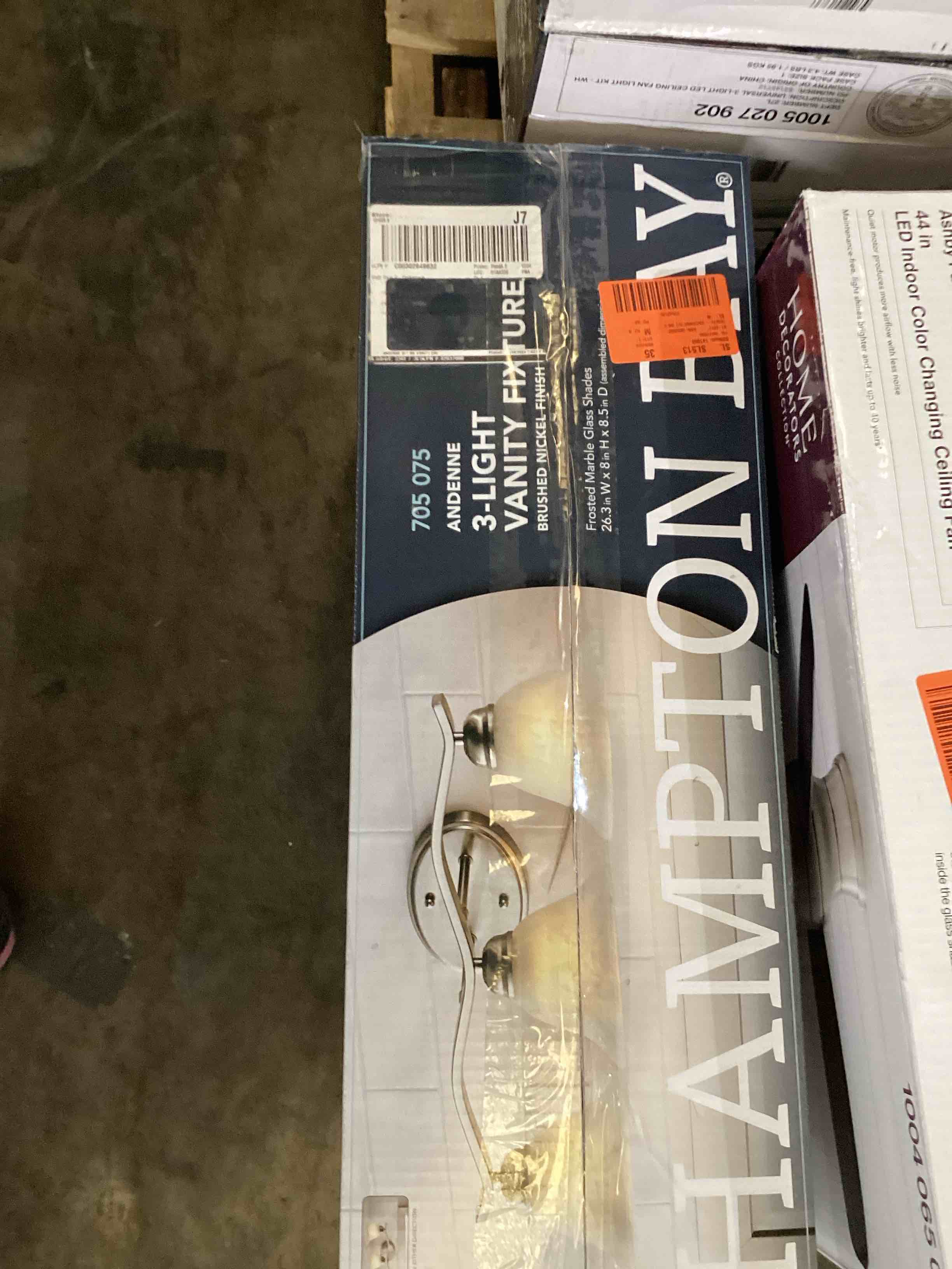 https://s3.amazonaws.com/lotting-images-prod/bidfta/YEL5713452_1716217756849.jpeg