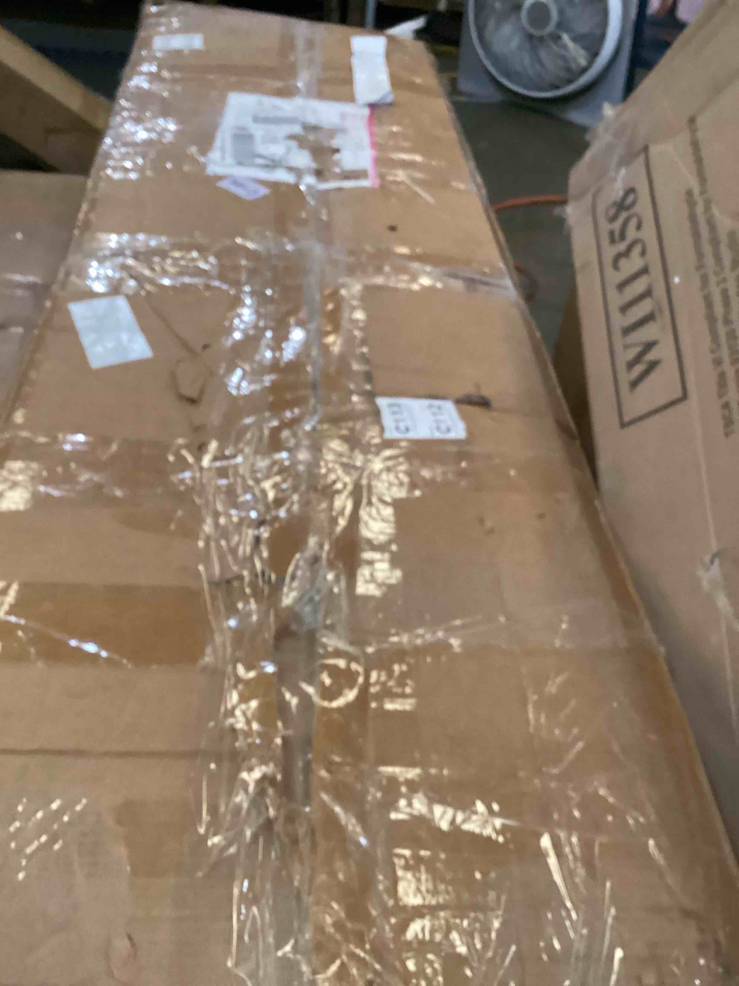 https://s3.amazonaws.com/lotting-images-prod/bidfta/YEL5715172_1724347304873.jpeg