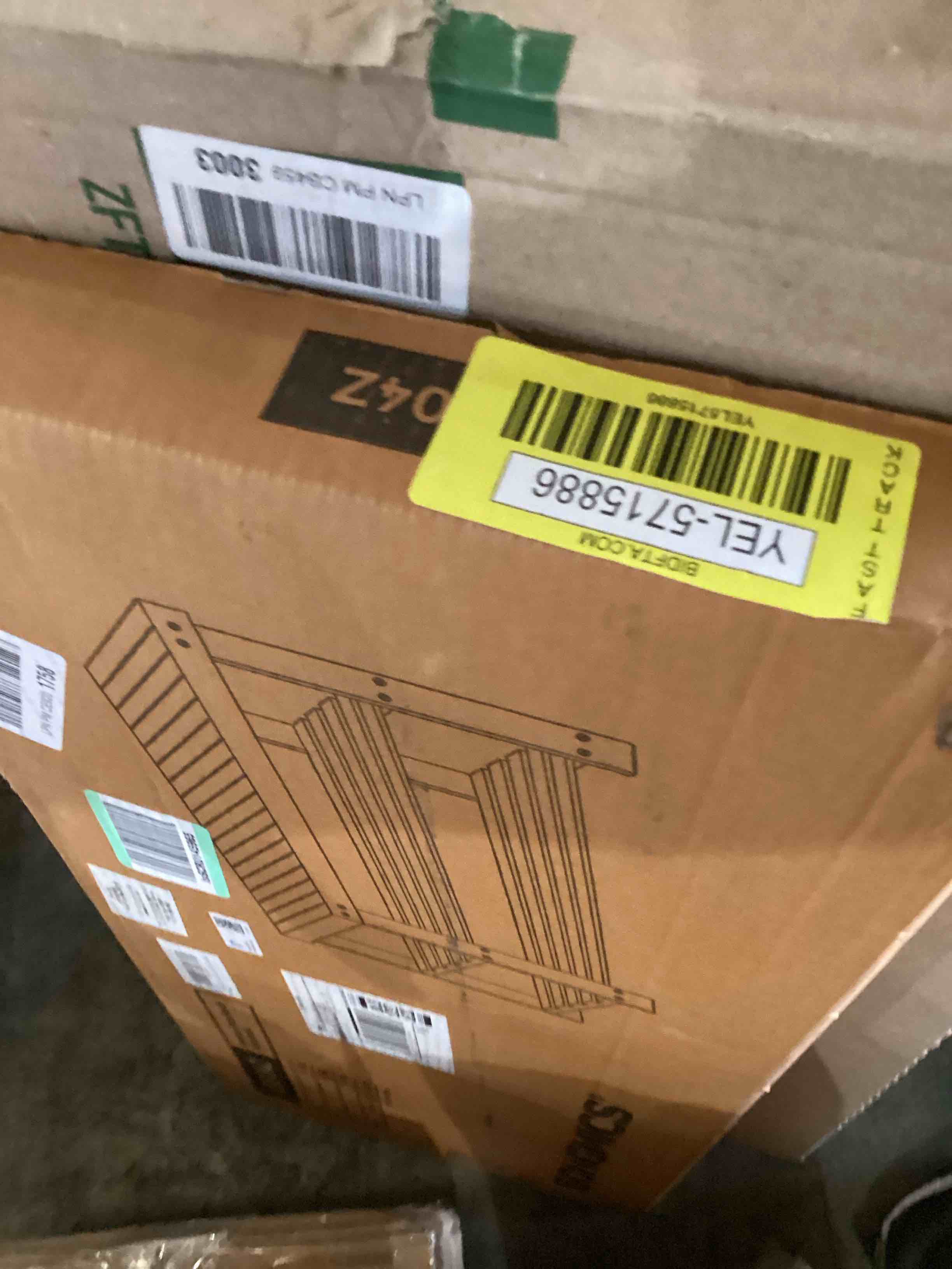 https://s3.amazonaws.com/lotting-images-prod/bidfta/YEL5715886_1717424685968.jpeg