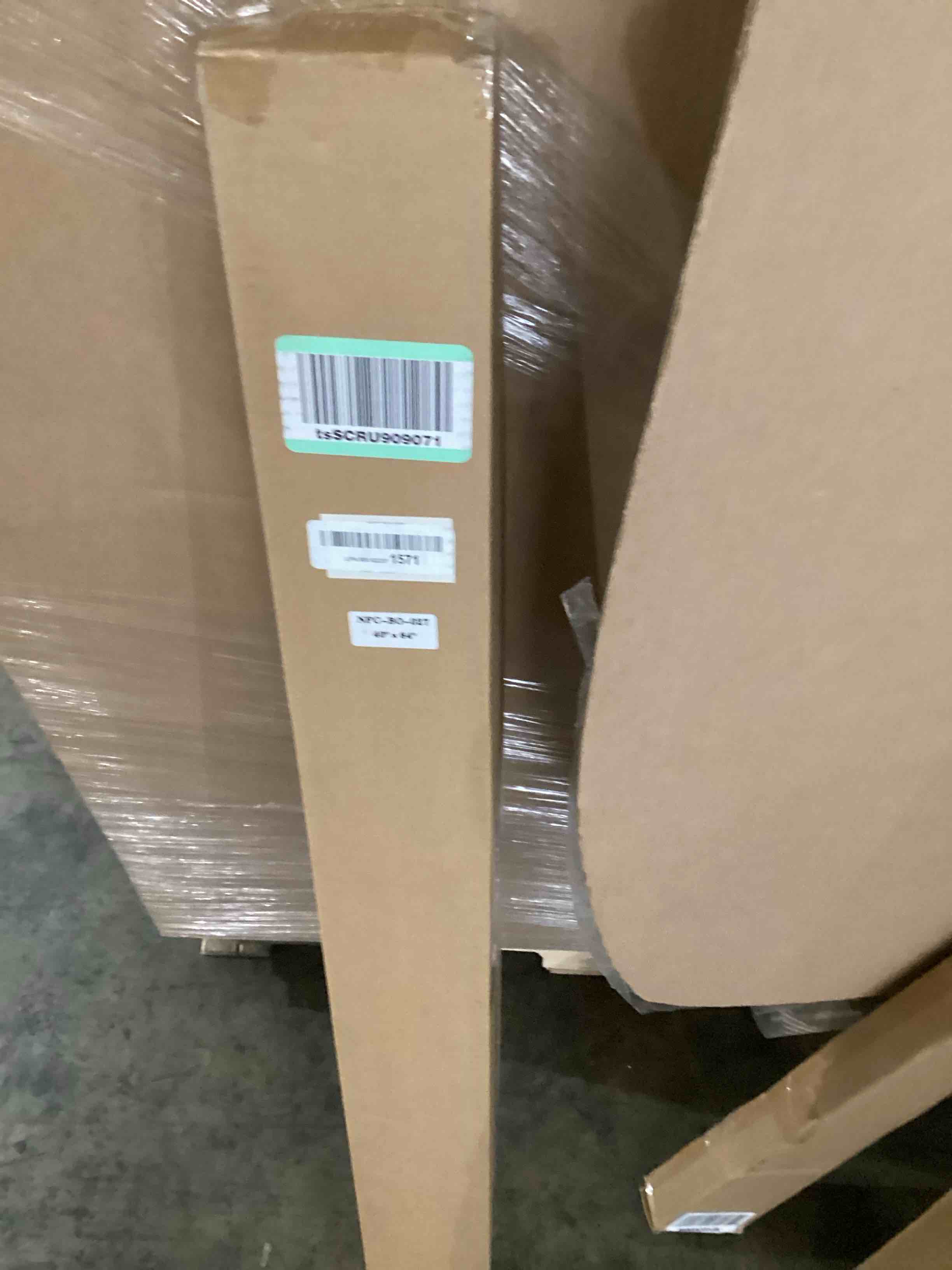 https://s3.amazonaws.com/lotting-images-prod/bidfta/YEL5715893_1717425347411.jpeg