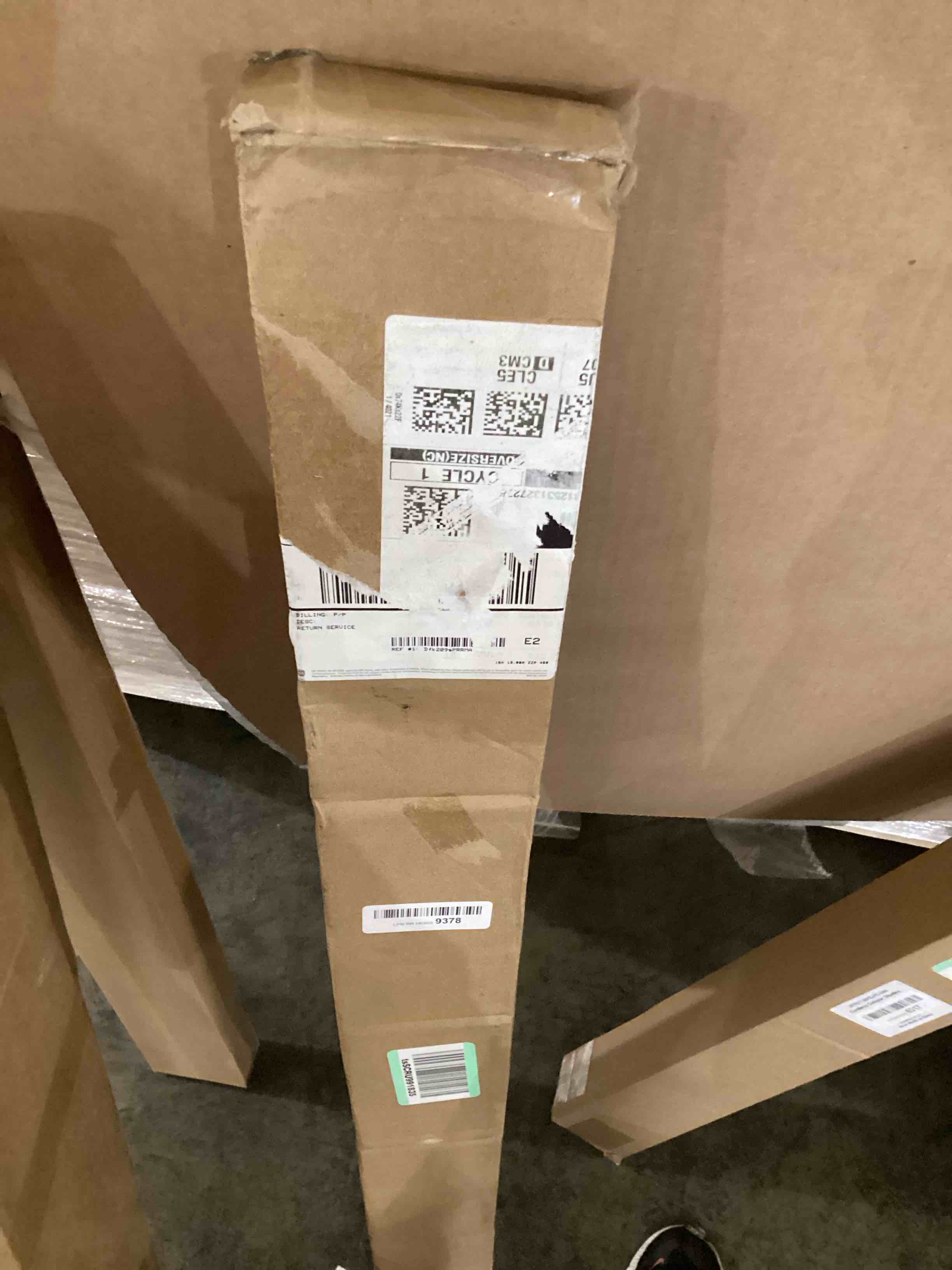 https://s3.amazonaws.com/lotting-images-prod/bidfta/YEL5715897_1717425418872.jpeg