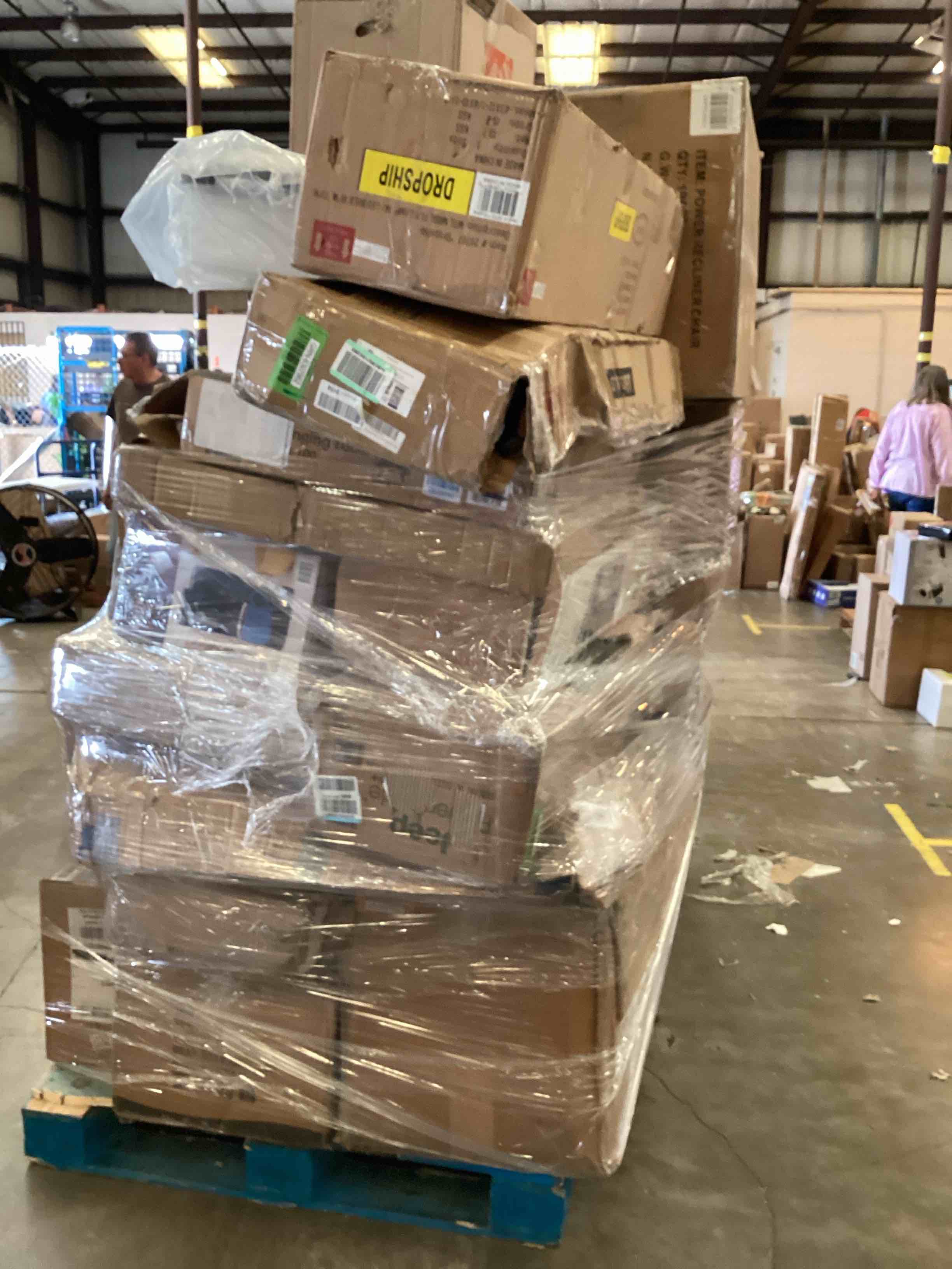 https://s3.amazonaws.com/lotting-images-prod/bidfta/YEL5719049_1713377080638.jpeg