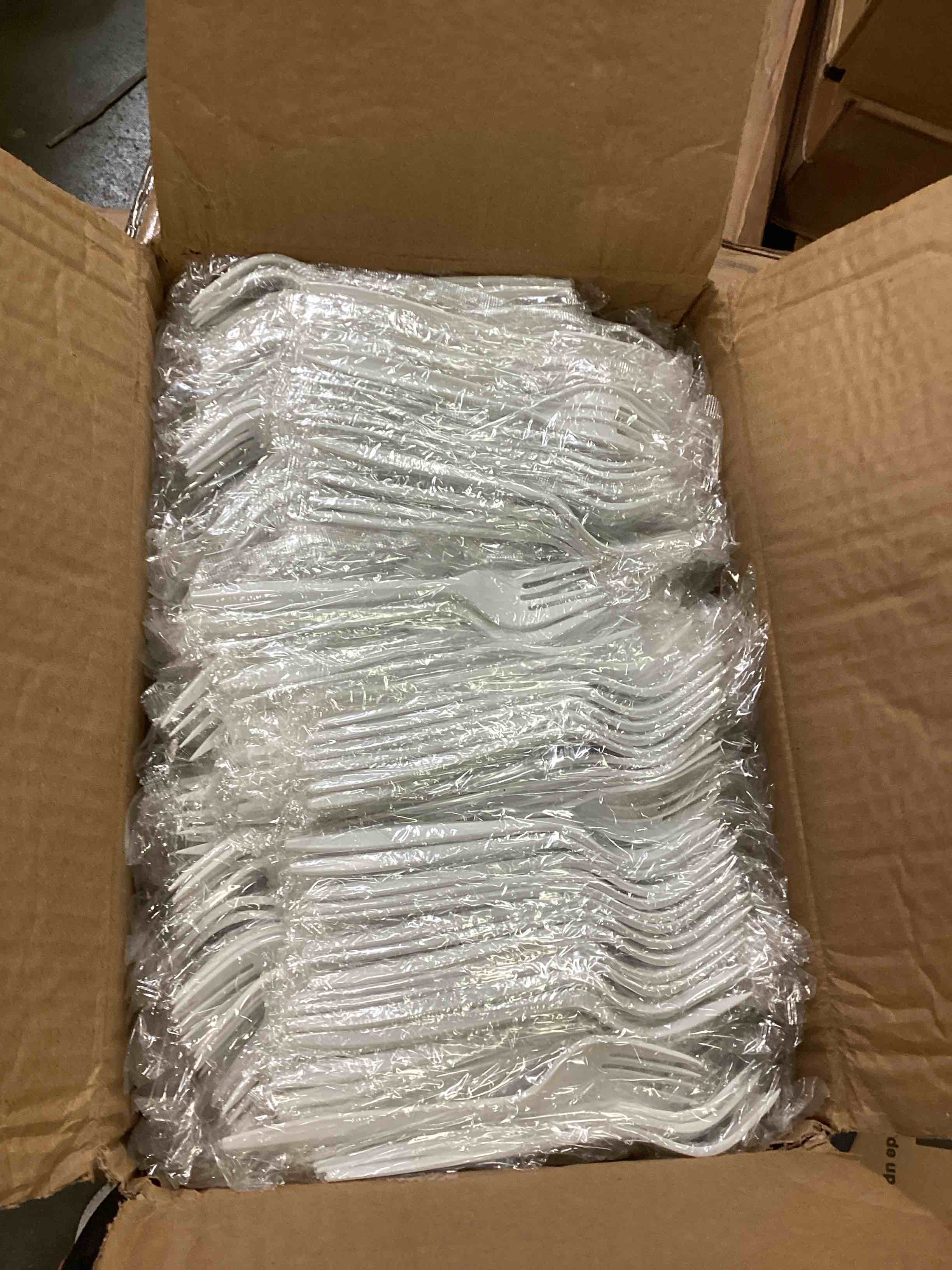 https://s3.amazonaws.com/lotting-images-prod/bidfta/YEL5722765_1710944445678.jpeg