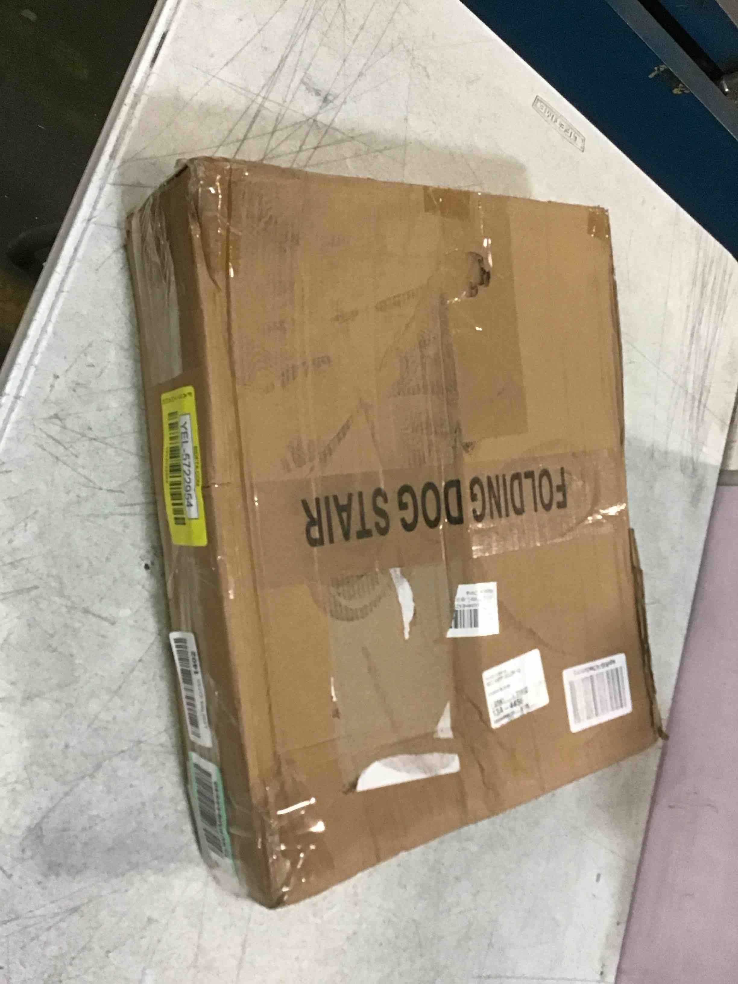https://s3.amazonaws.com/lotting-images-prod/bidfta/YEL5722954_1710358560151.jpeg