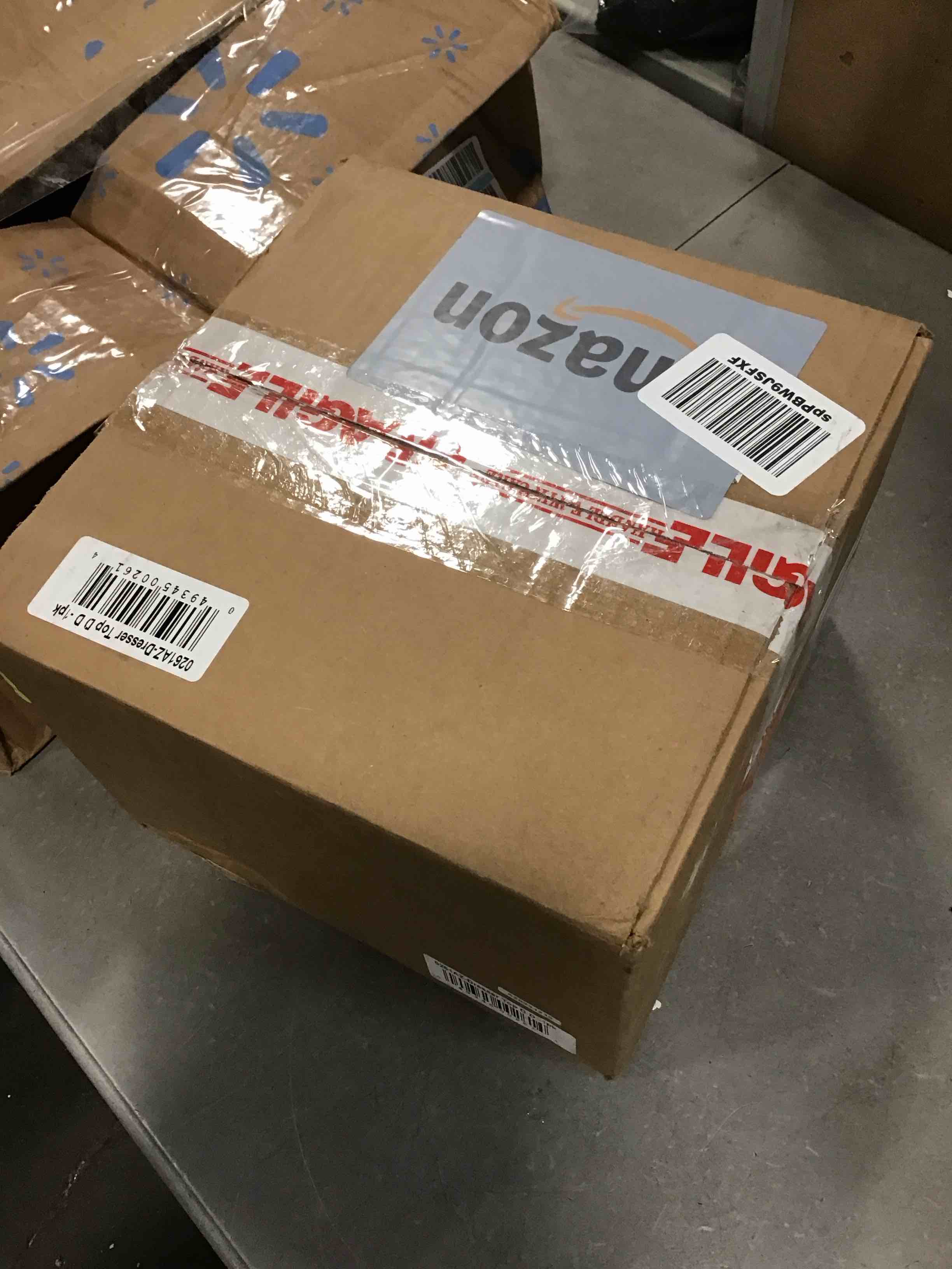 https://s3.amazonaws.com/lotting-images-prod/bidfta/YEL5723290_1710526936848.jpeg