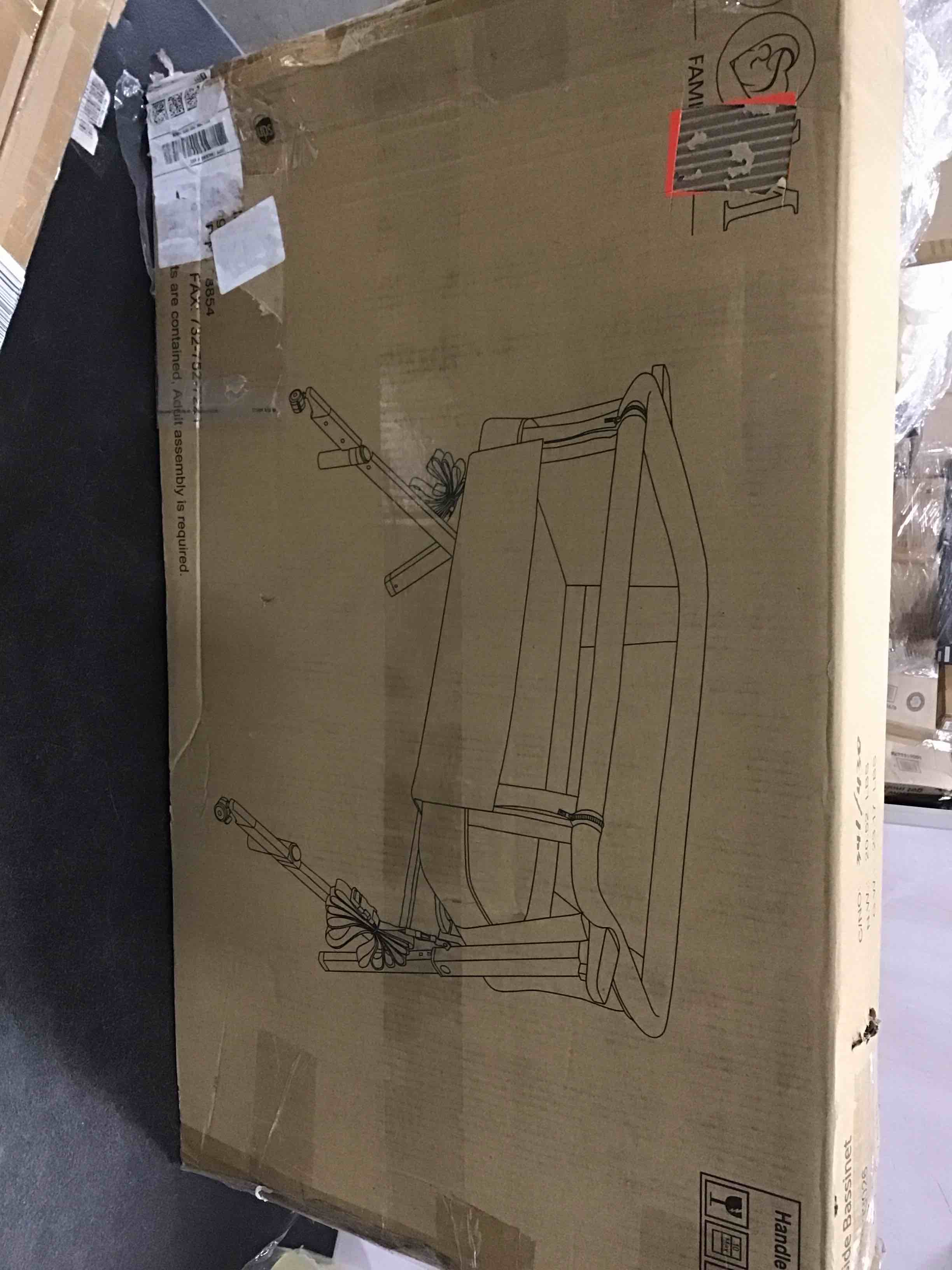 https://s3.amazonaws.com/lotting-images-prod/bidfta/YEL5723617_1710790384328.jpeg
