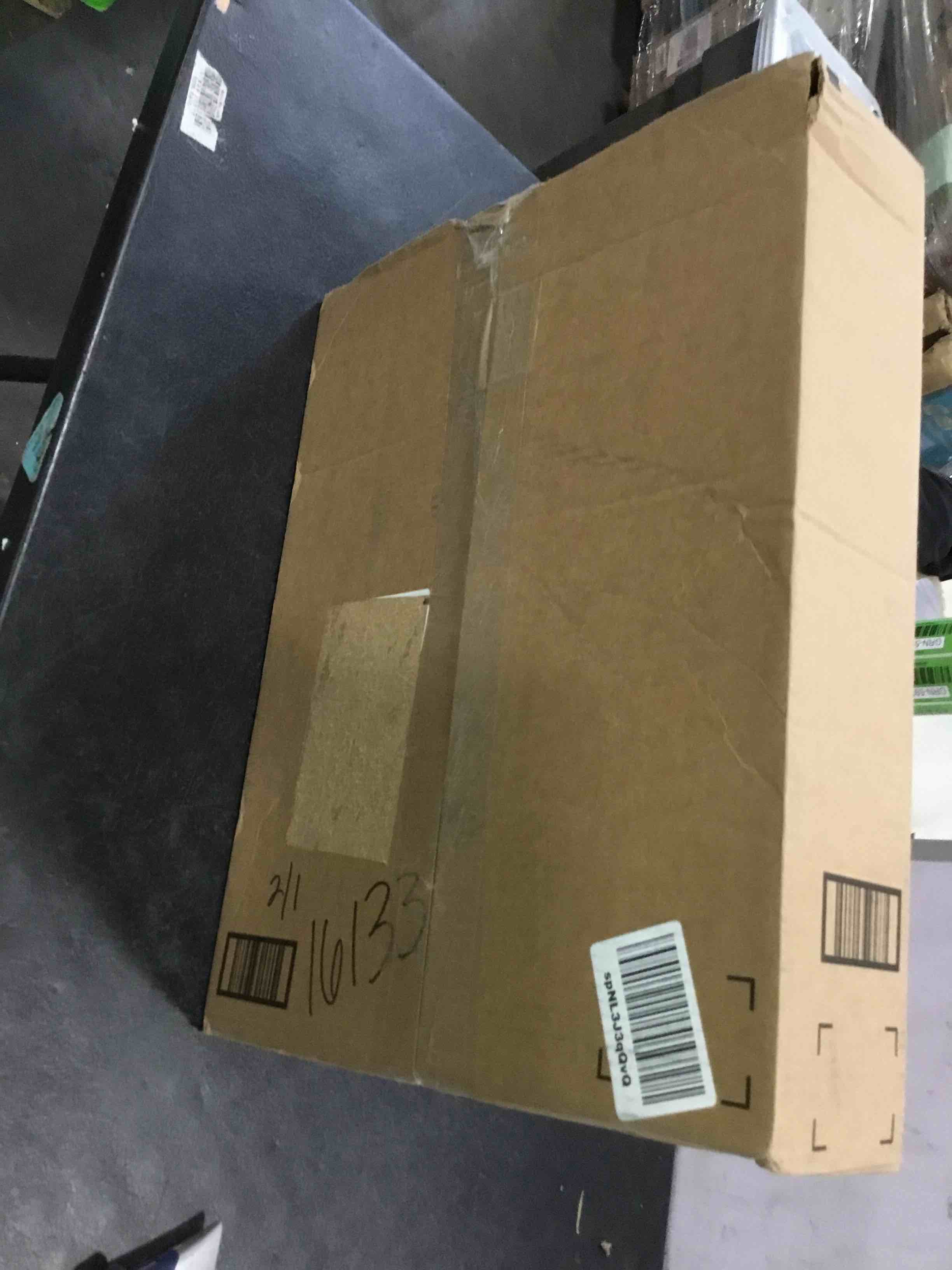 https://s3.amazonaws.com/lotting-images-prod/bidfta/YEL5723702_1710862191169.jpeg