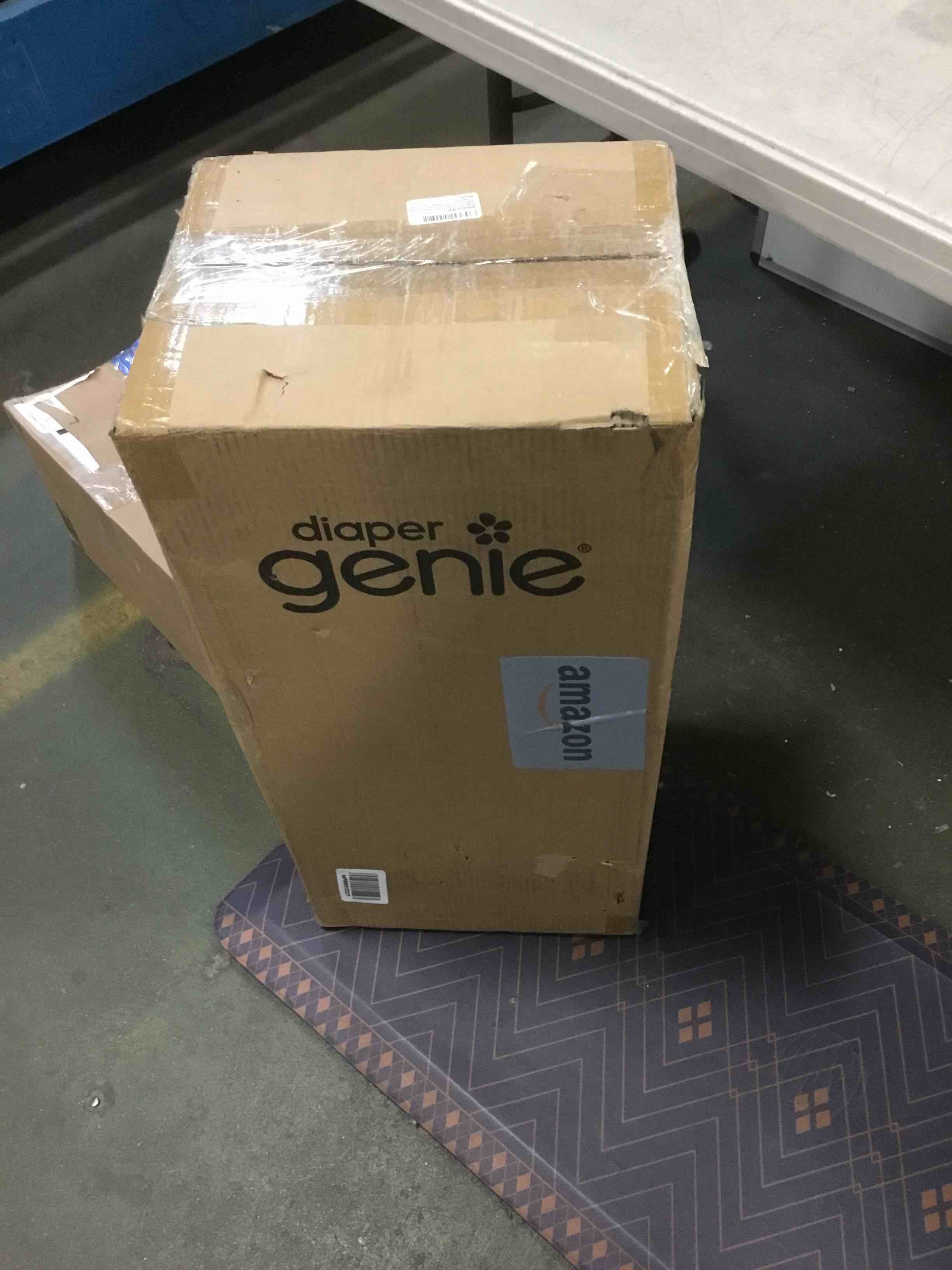 https://s3.amazonaws.com/lotting-images-prod/bidfta/YEL5723811_1710936864821.jpeg