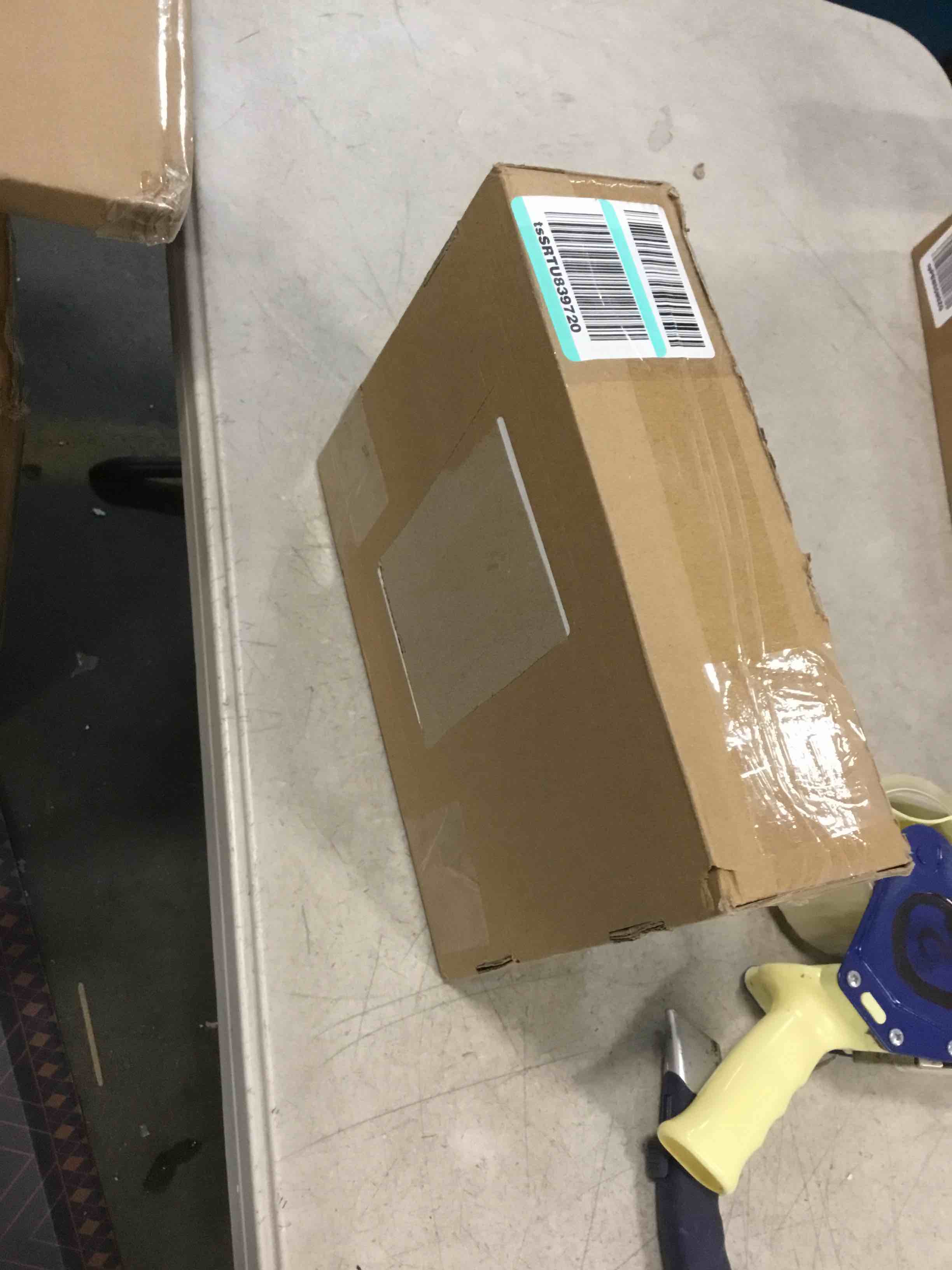 https://s3.amazonaws.com/lotting-images-prod/bidfta/YEL5723864_1710944601999.jpeg