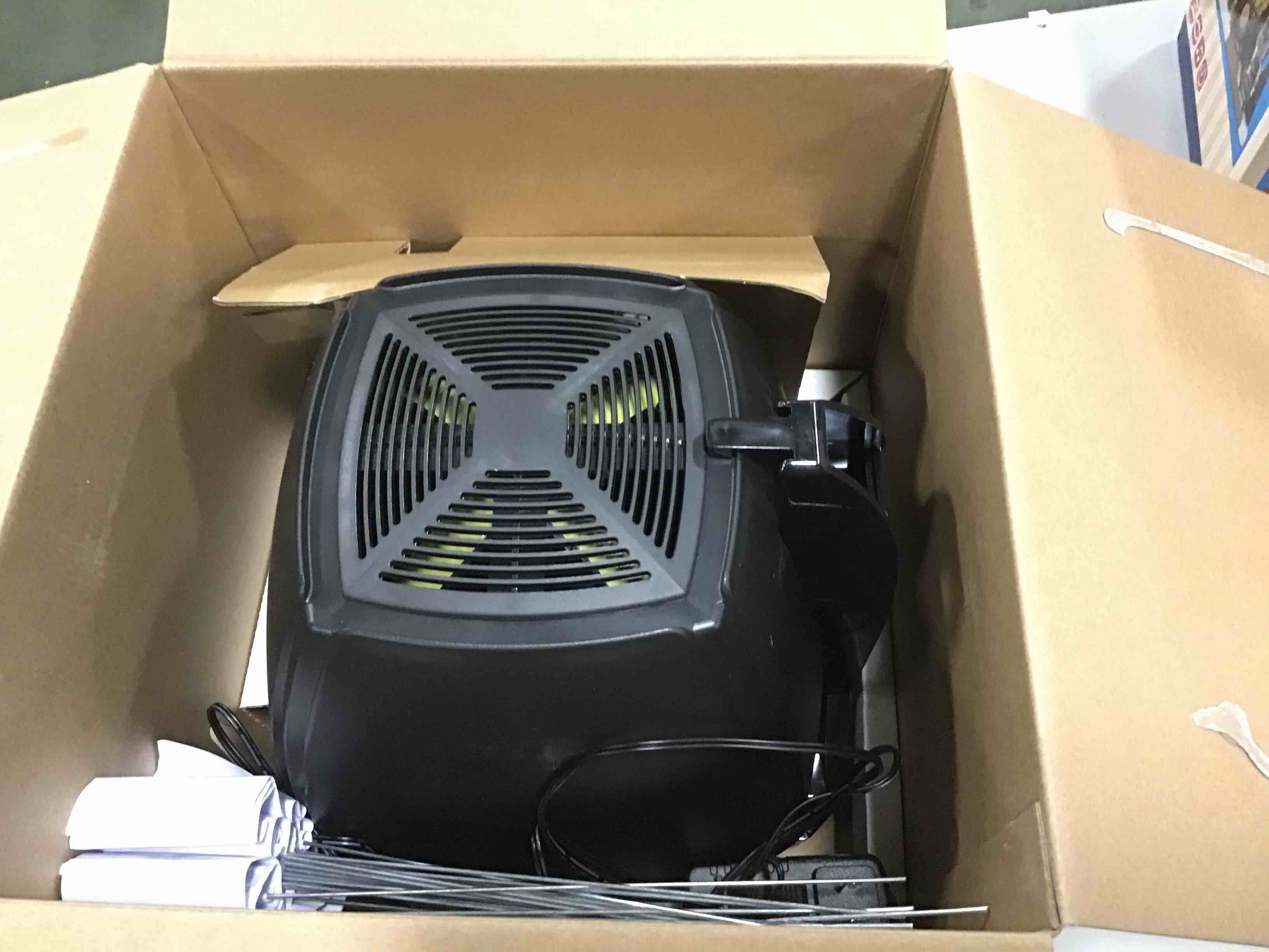 https://s3.amazonaws.com/lotting-images-prod/bidfta/YEL5724681_1712063524729.jpeg