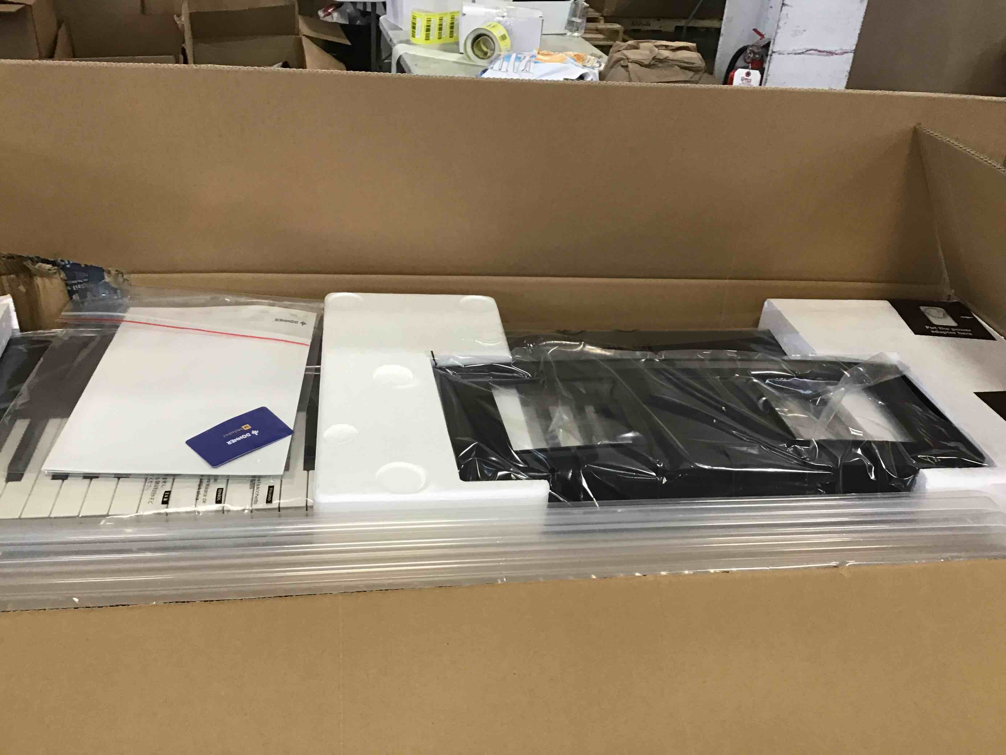 https://s3.amazonaws.com/lotting-images-prod/bidfta/YEL5725198_1712235397501.jpeg