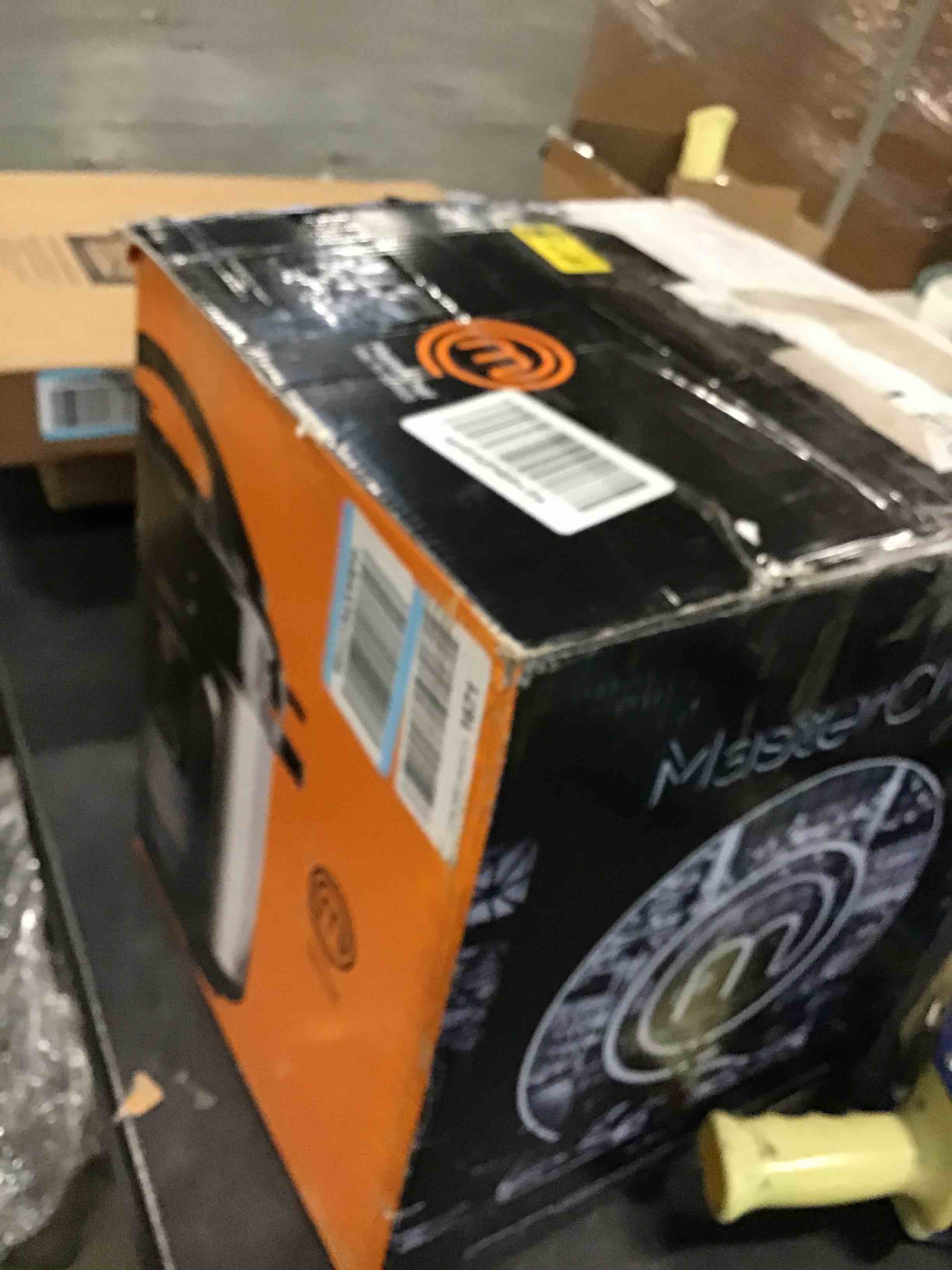 https://s3.amazonaws.com/lotting-images-prod/bidfta/YEL5726079_1710509549025.jpeg
