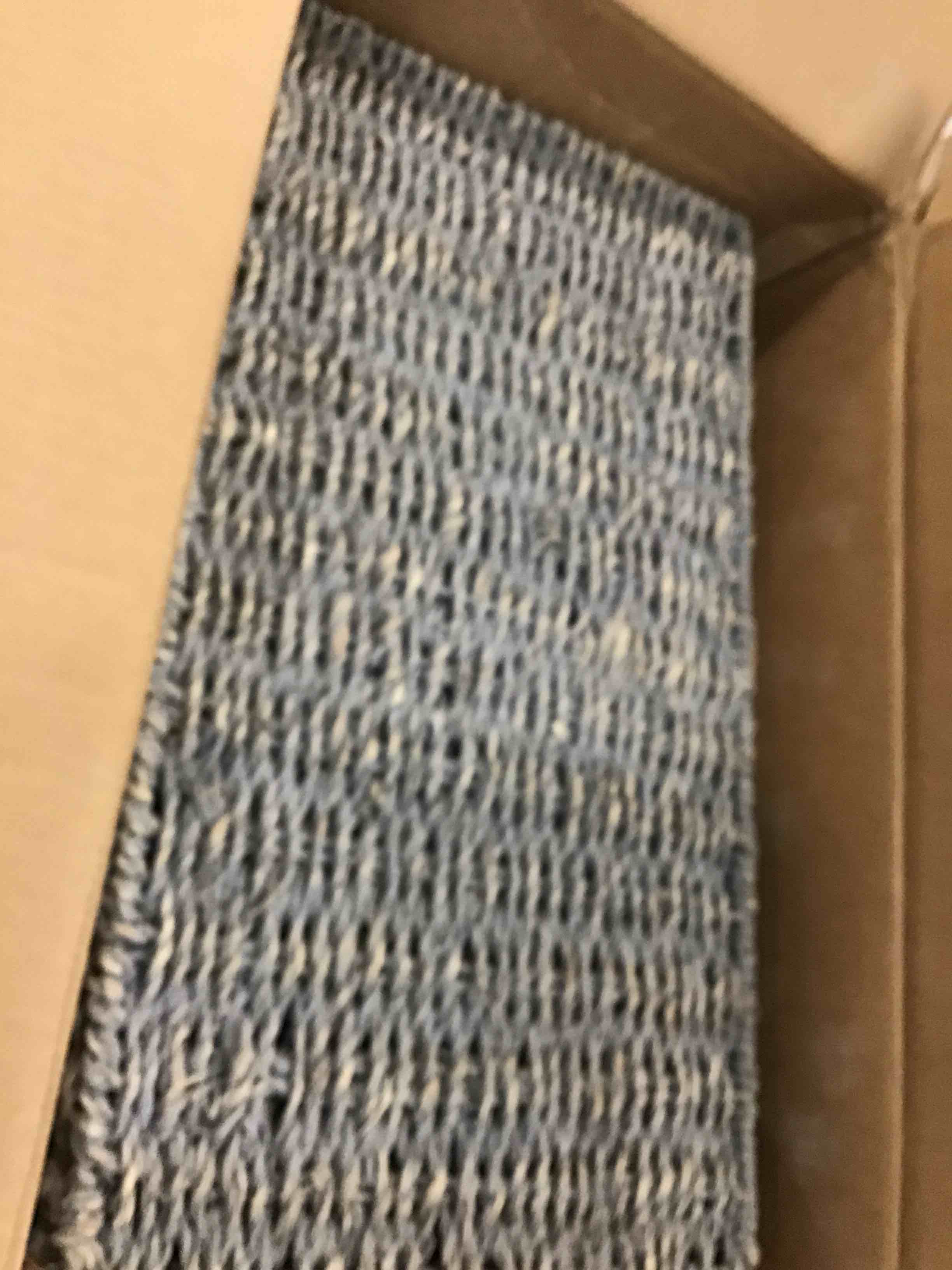 https://s3.amazonaws.com/lotting-images-prod/bidfta/YEL5726174_1710516683131.jpeg