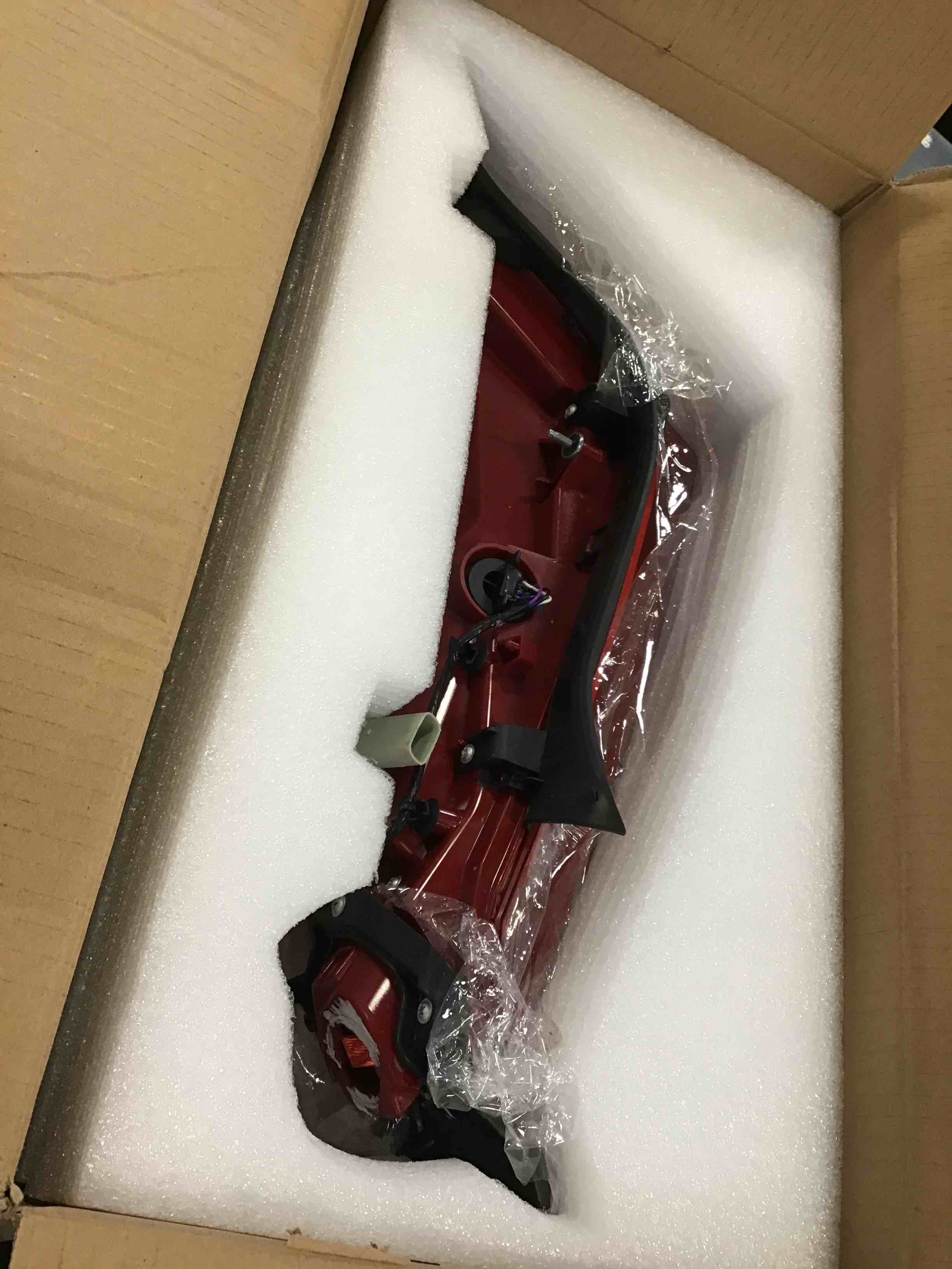 https://s3.amazonaws.com/lotting-images-prod/bidfta/YEL5726572_1710604377684.jpeg