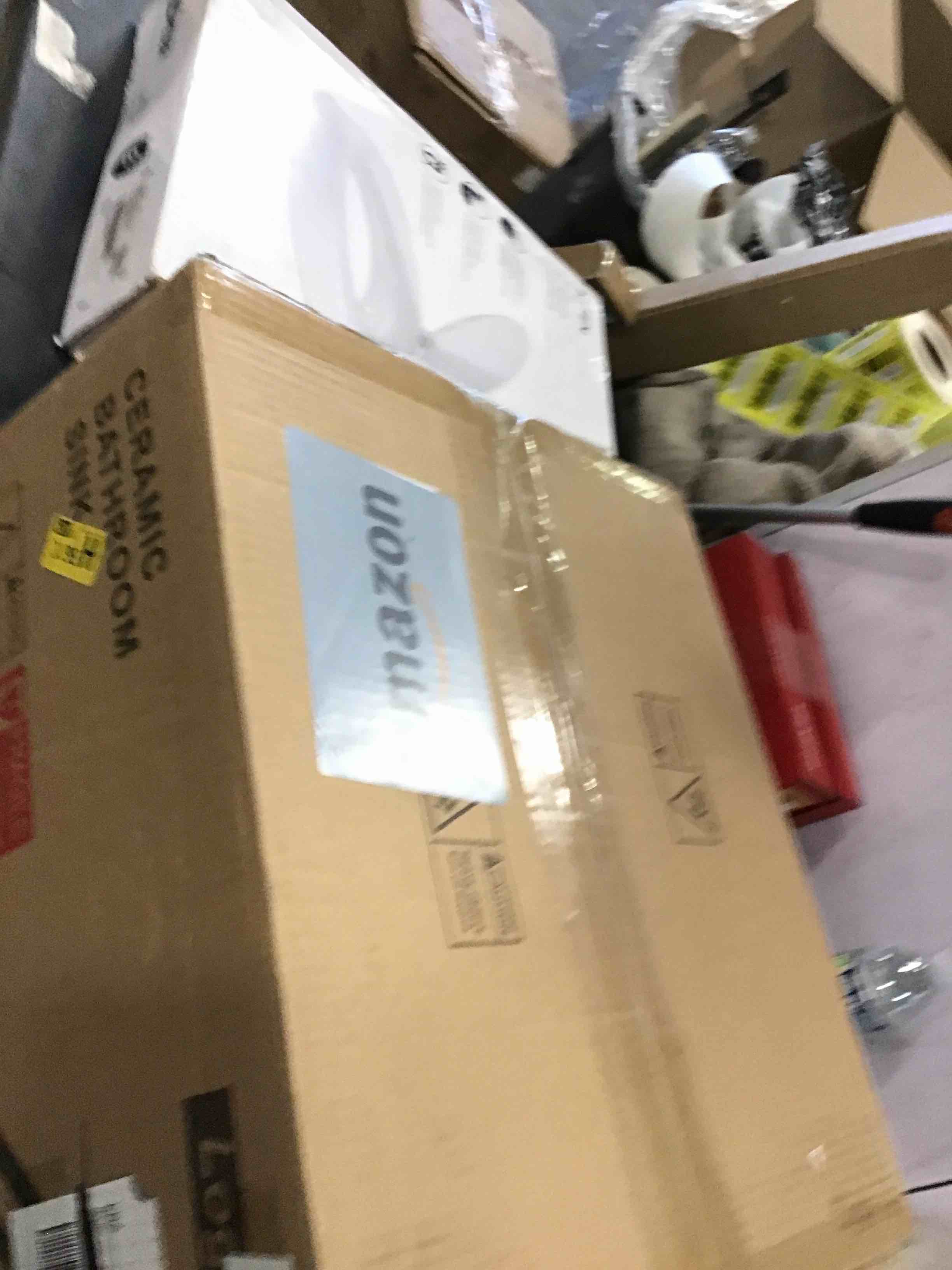 https://s3.amazonaws.com/lotting-images-prod/bidfta/YEL5726585_1710605323124.jpeg