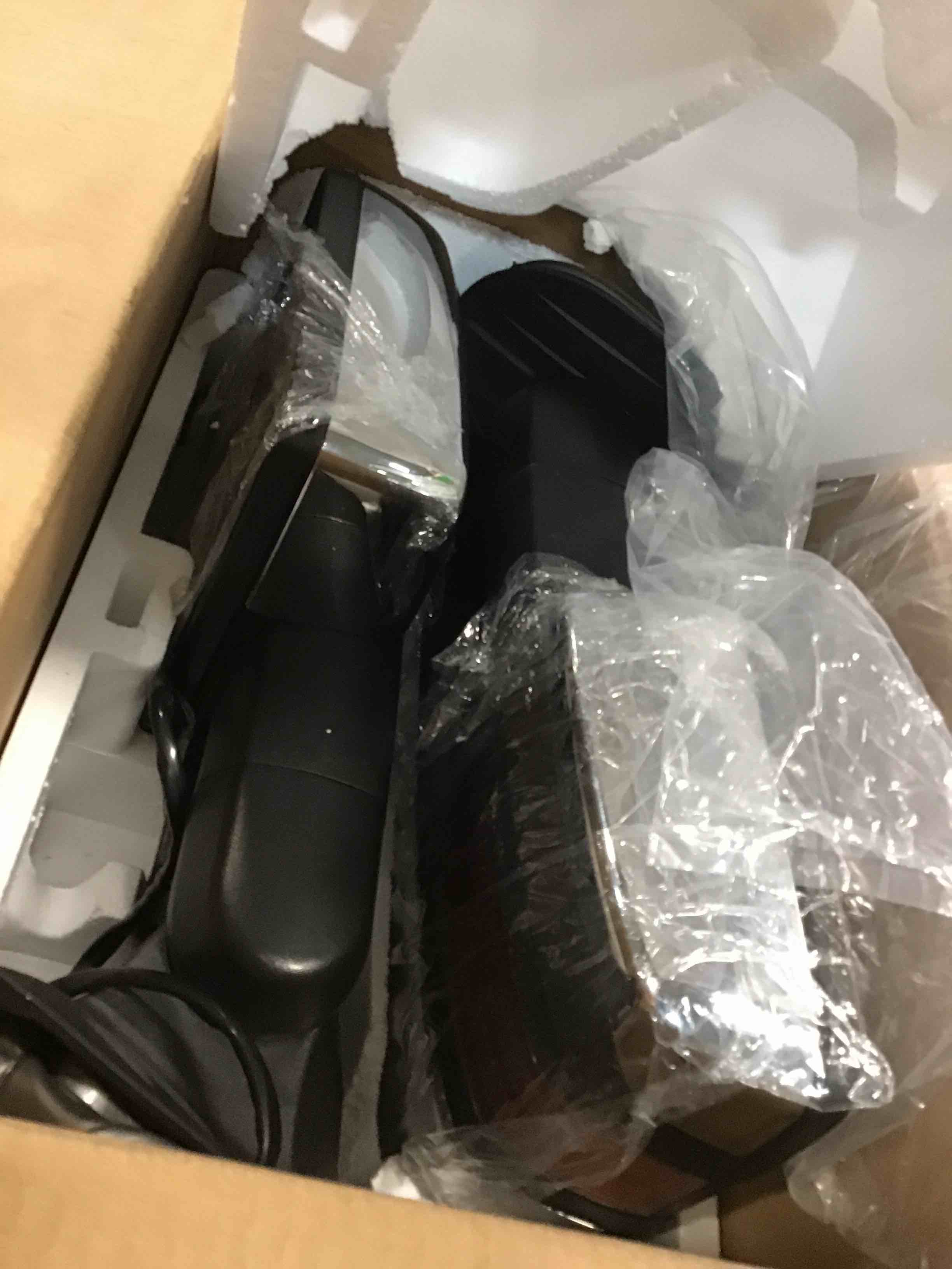 https://s3.amazonaws.com/lotting-images-prod/bidfta/YEL5726610_1710607132302.jpeg