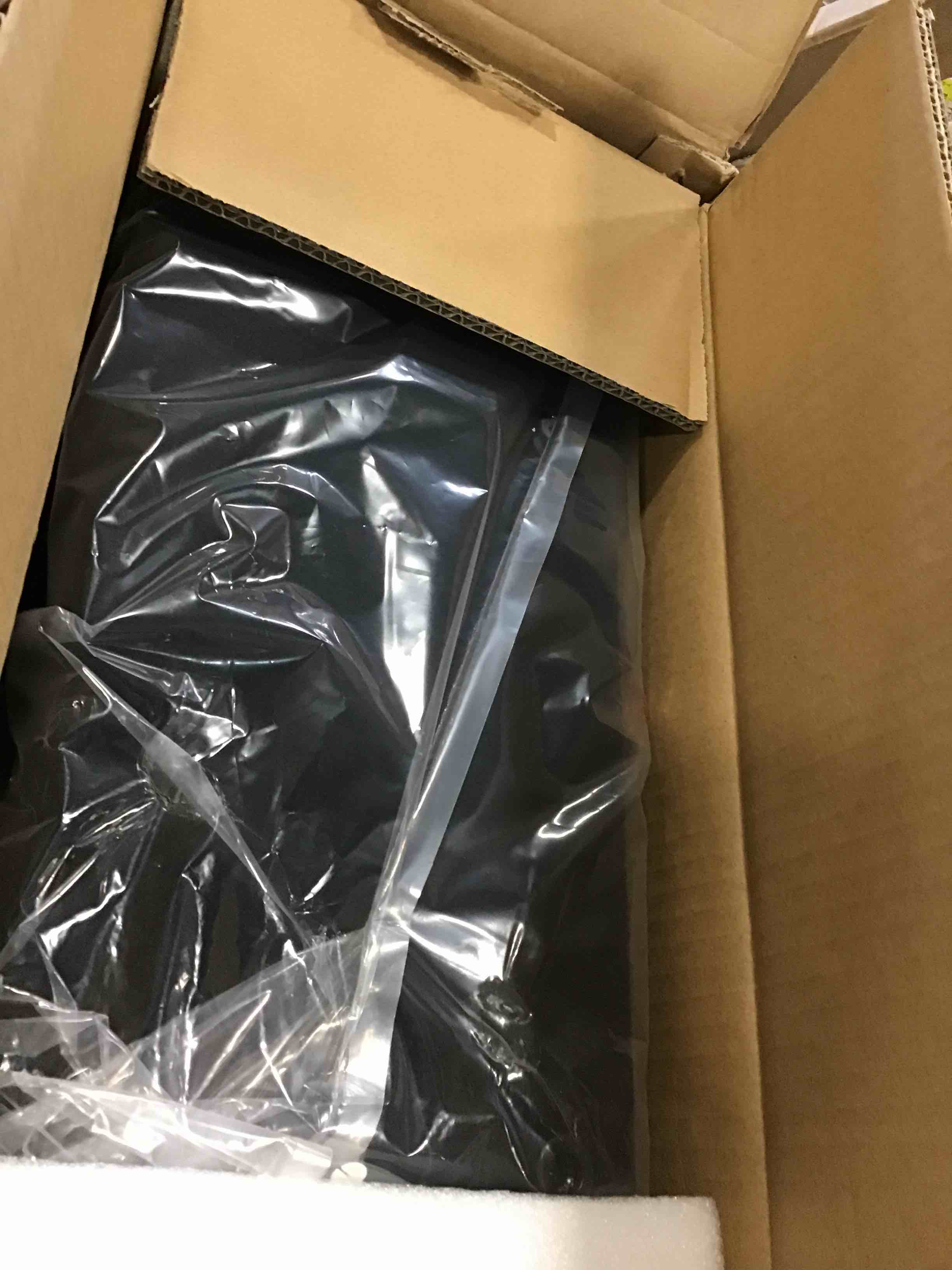 https://s3.amazonaws.com/lotting-images-prod/bidfta/YEL5726620_1710607662508.jpeg