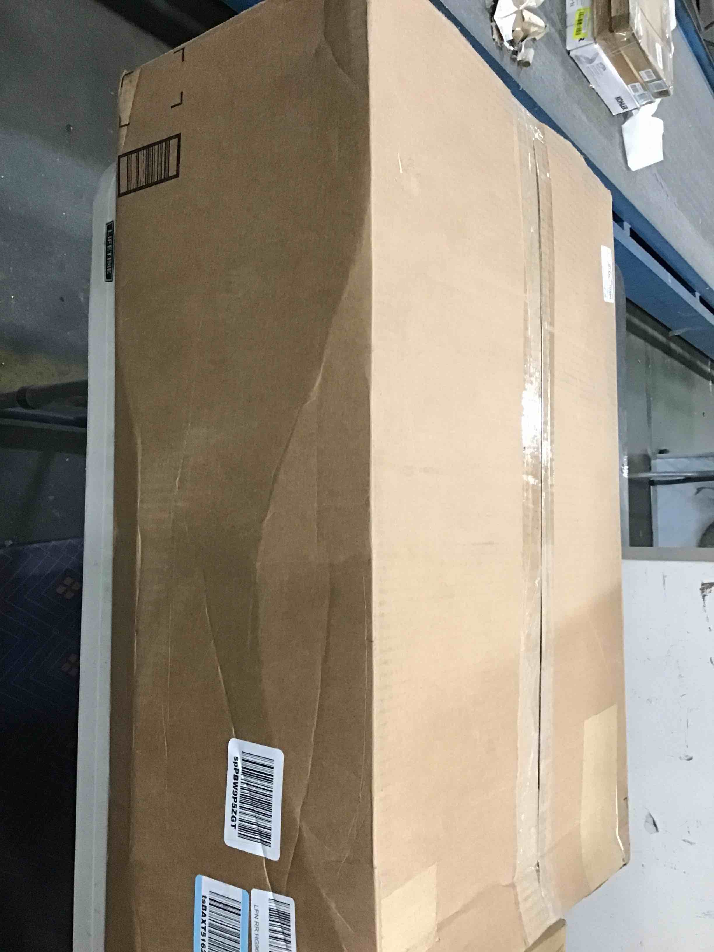 https://s3.amazonaws.com/lotting-images-prod/bidfta/YEL5726629_1710758804504.jpeg