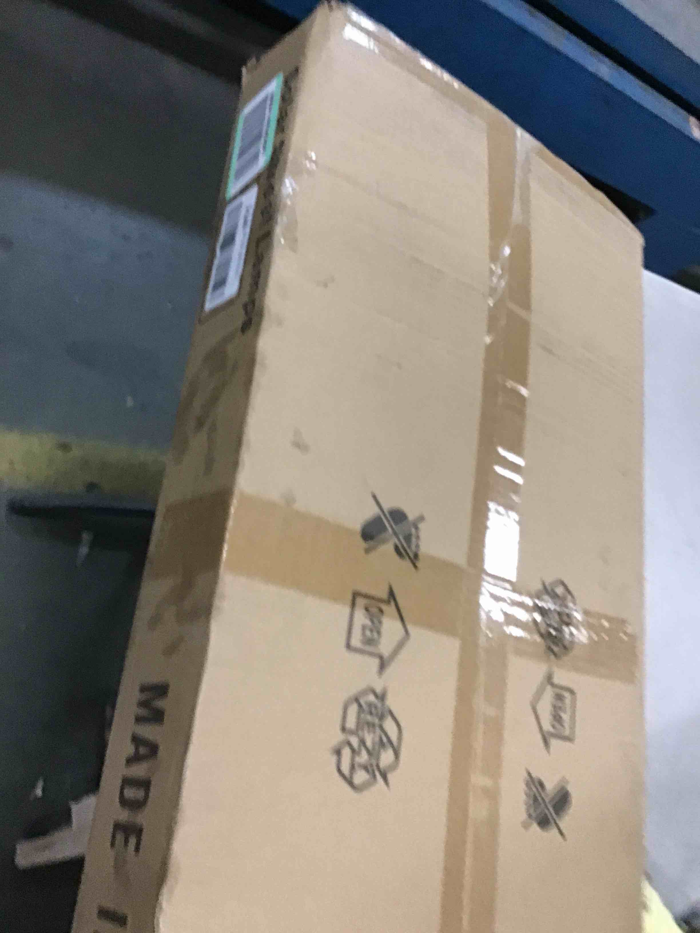 https://s3.amazonaws.com/lotting-images-prod/bidfta/YEL5726680_1710762921161.jpeg