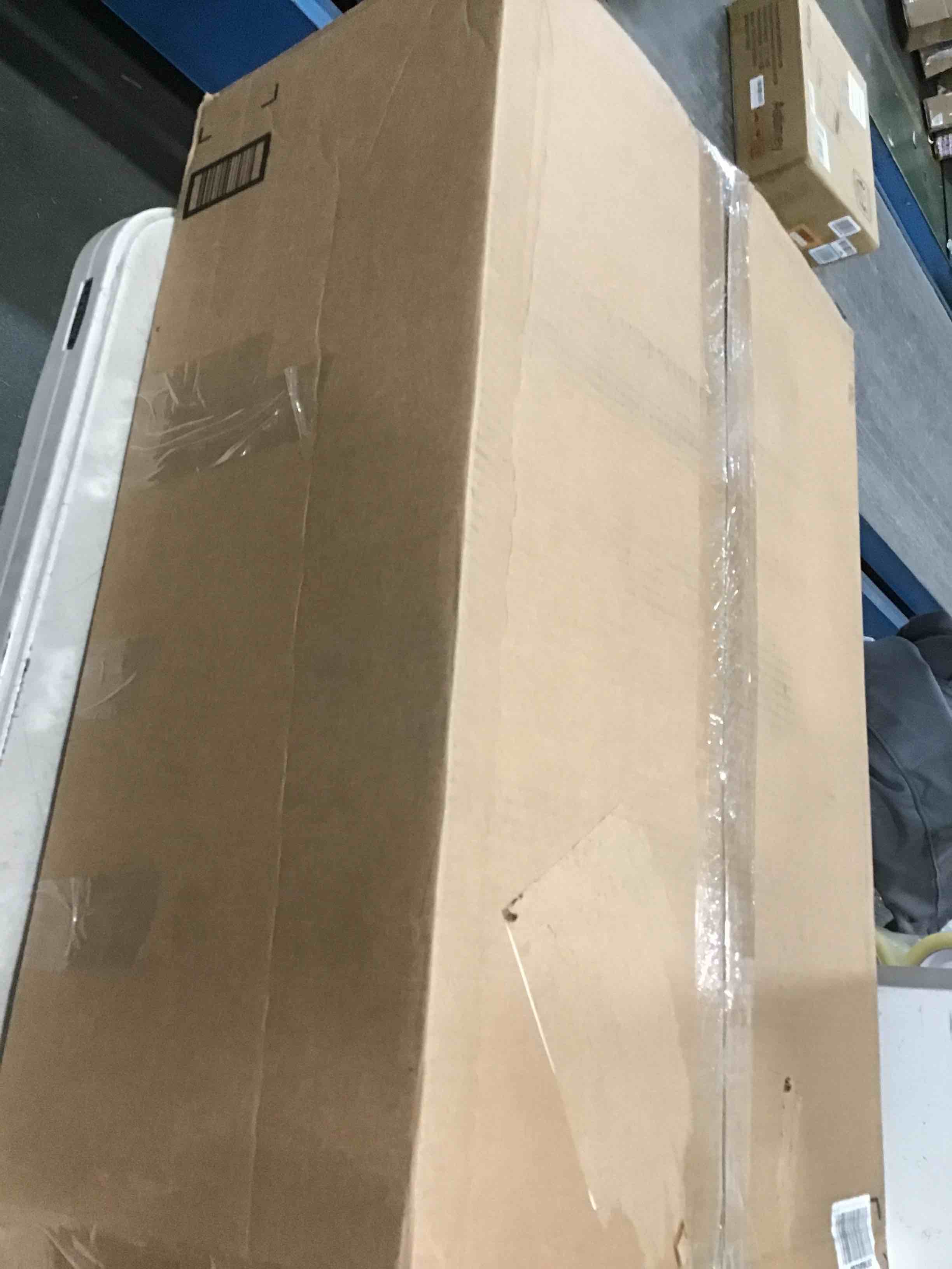 https://s3.amazonaws.com/lotting-images-prod/bidfta/YEL5726807_1710776420261.jpeg