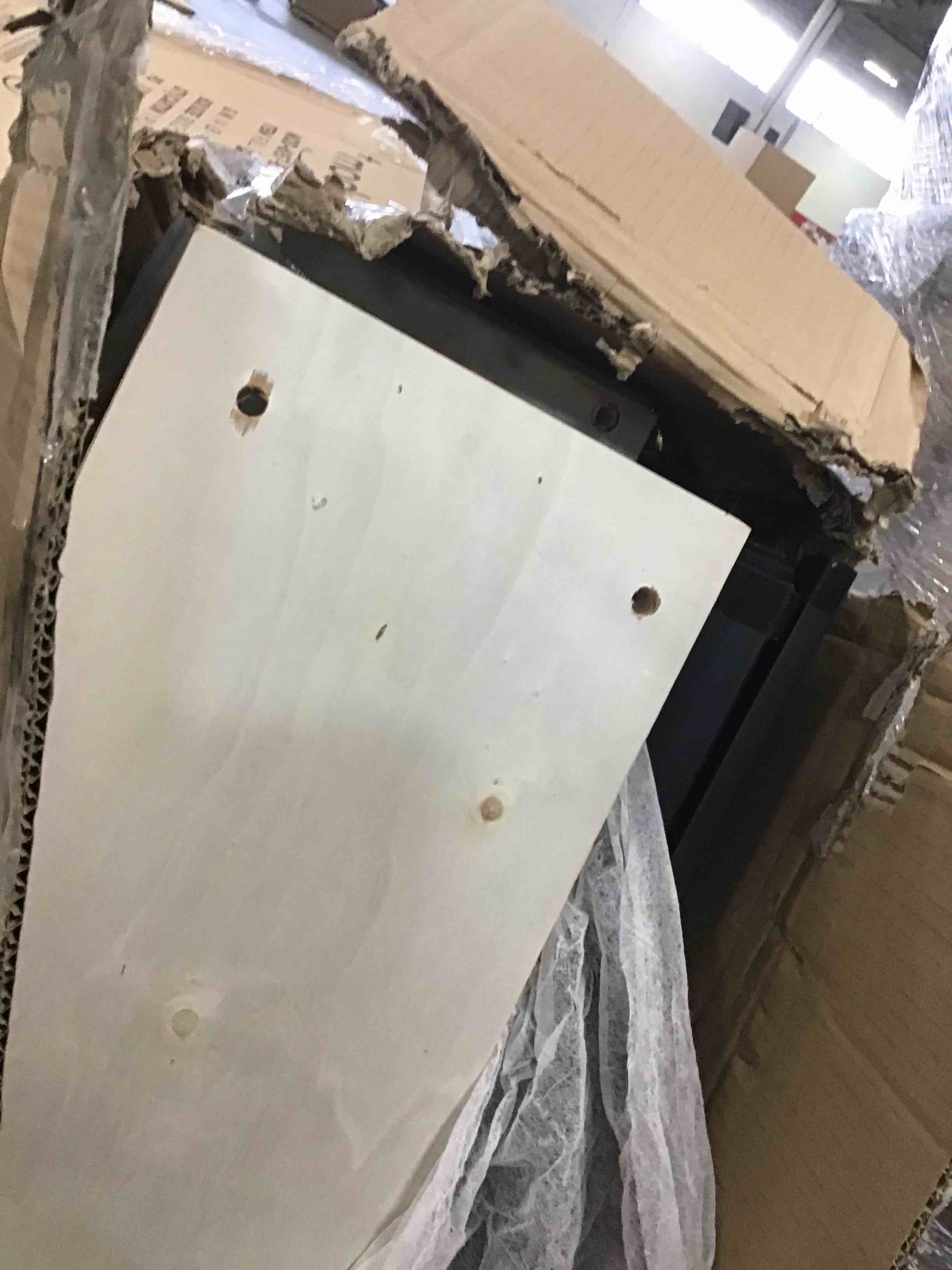 https://s3.amazonaws.com/lotting-images-prod/bidfta/YEL5726853_1710783979303.jpeg