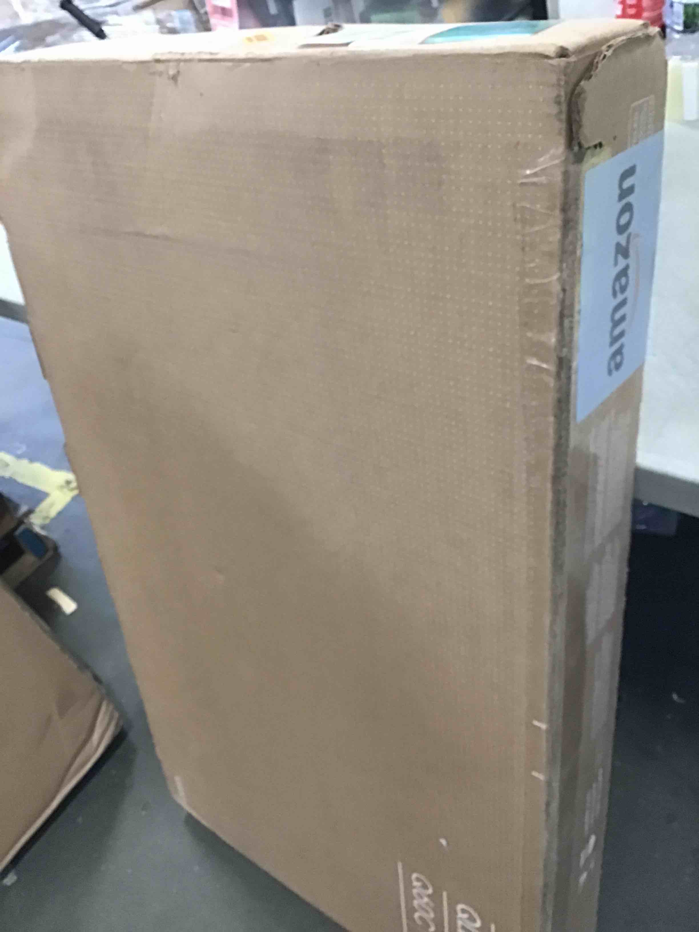 https://s3.amazonaws.com/lotting-images-prod/bidfta/YEL5727212_1710869931929.jpeg