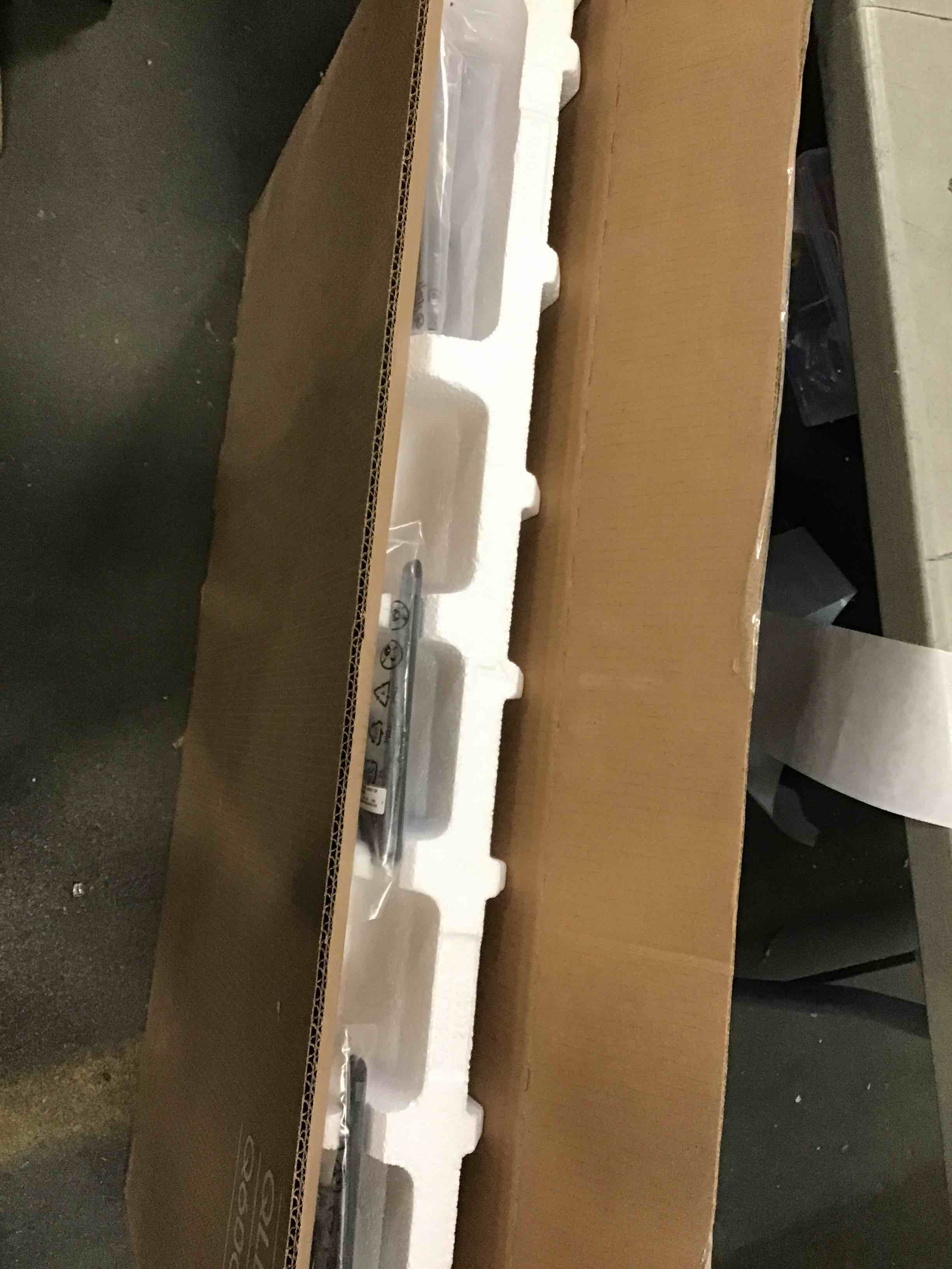 https://s3.amazonaws.com/lotting-images-prod/bidfta/YEL5727212_1710869950283.jpeg