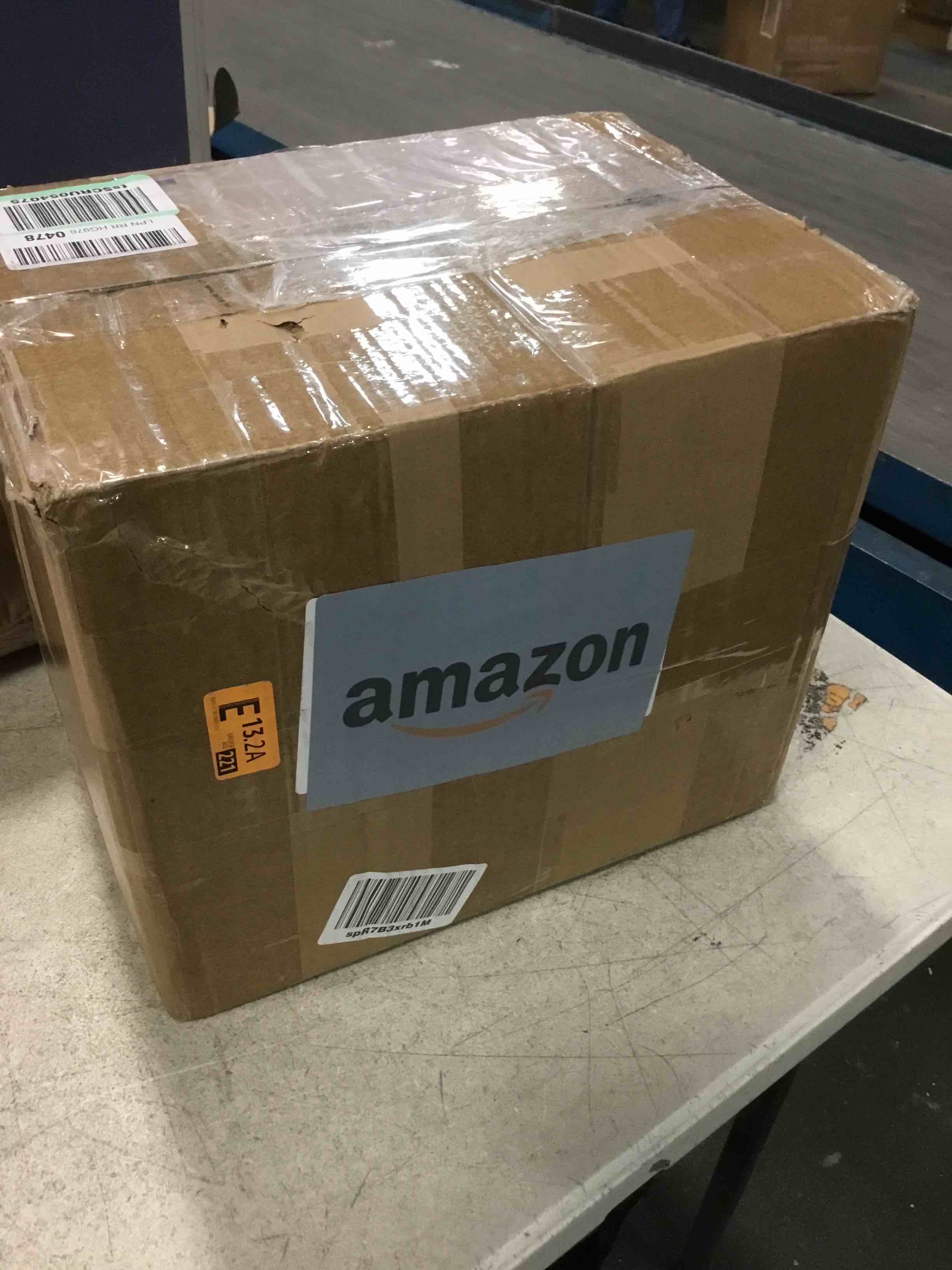 https://s3.amazonaws.com/lotting-images-prod/bidfta/YEL5730386_1711567816955.jpeg