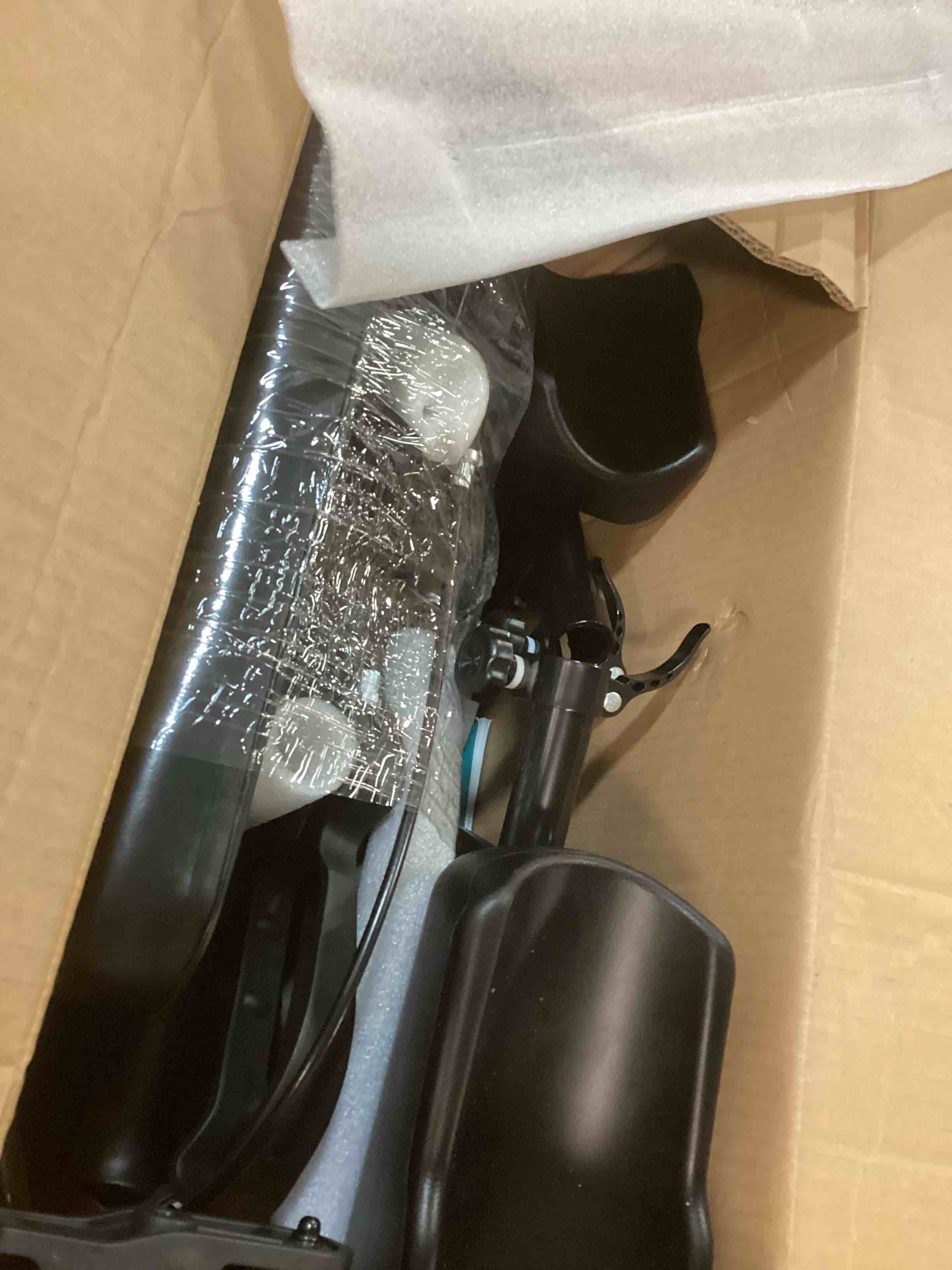 https://s3.amazonaws.com/lotting-images-prod/bidfta/YEL5730490_1710505630054.jpeg