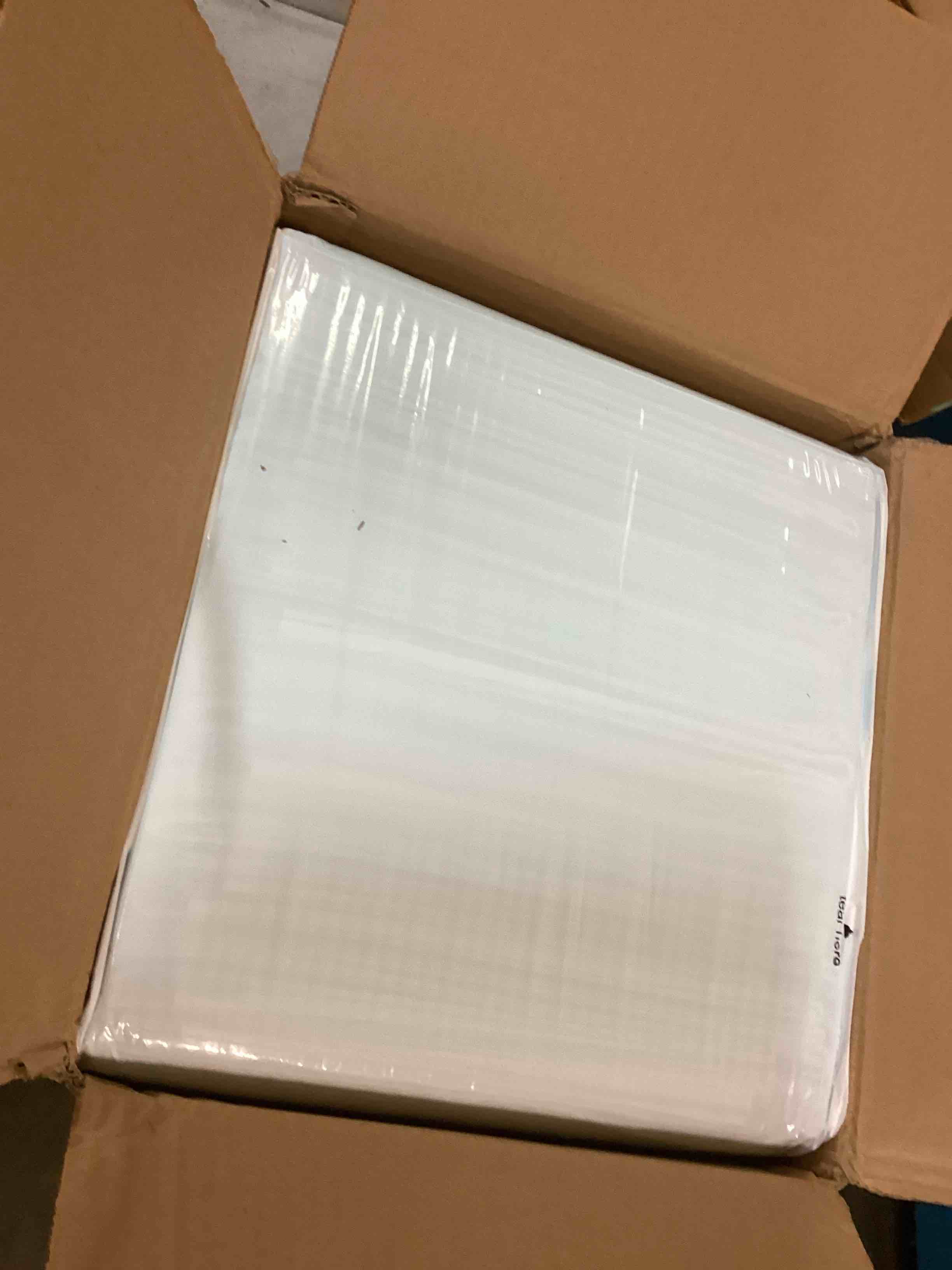 https://s3.amazonaws.com/lotting-images-prod/bidfta/YEL5730653_1710524542048.jpeg