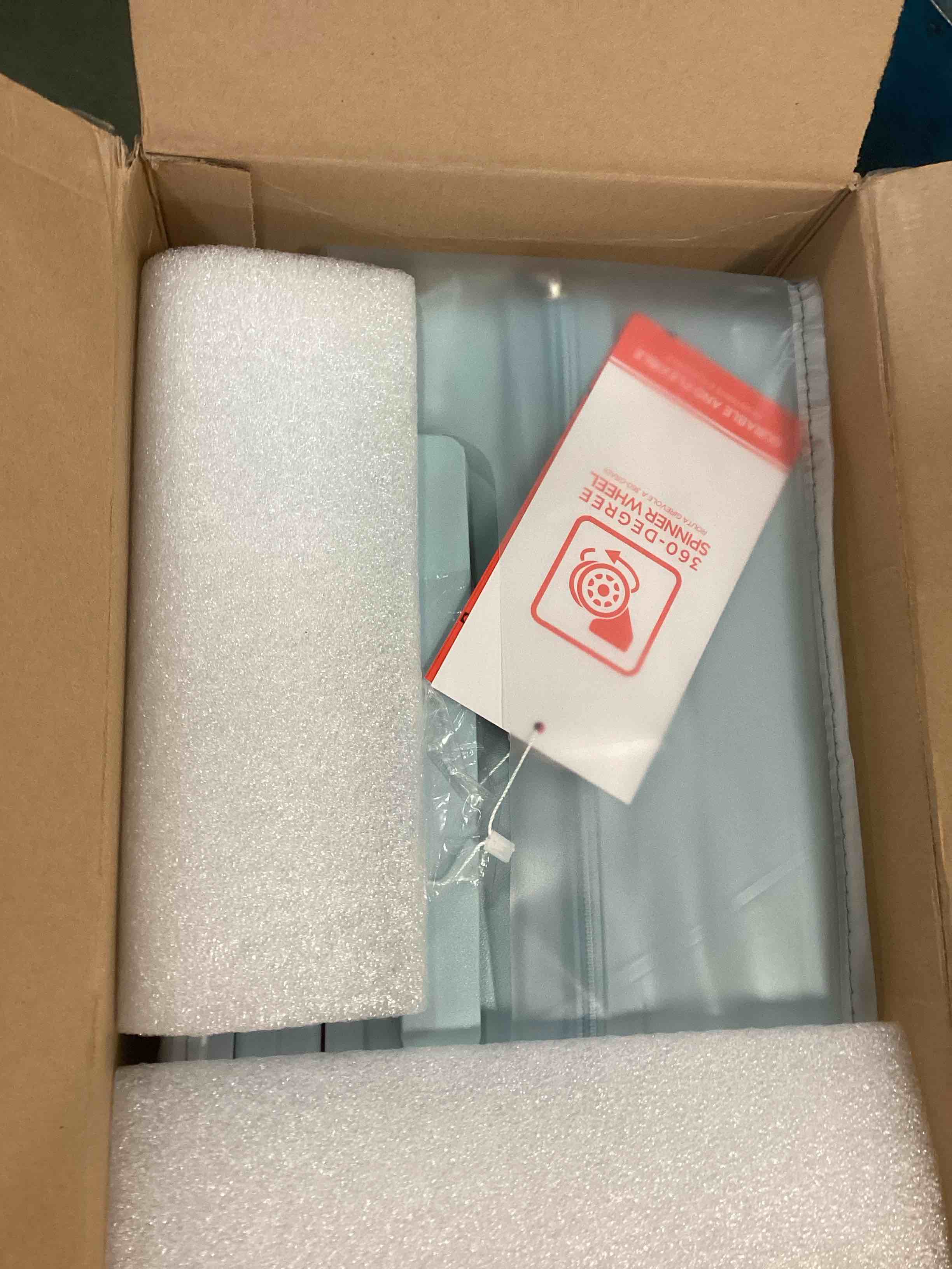 https://s3.amazonaws.com/lotting-images-prod/bidfta/YEL5731126_1710853616378.jpeg