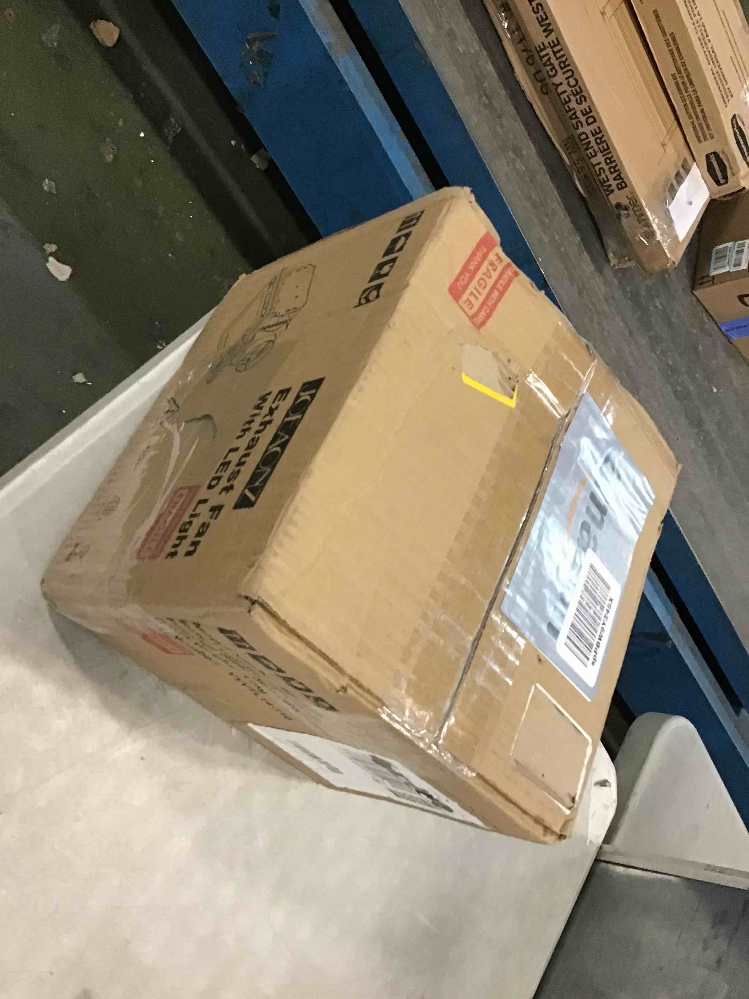 https://s3.amazonaws.com/lotting-images-prod/bidfta/YEL5731343_1710878869556.jpeg