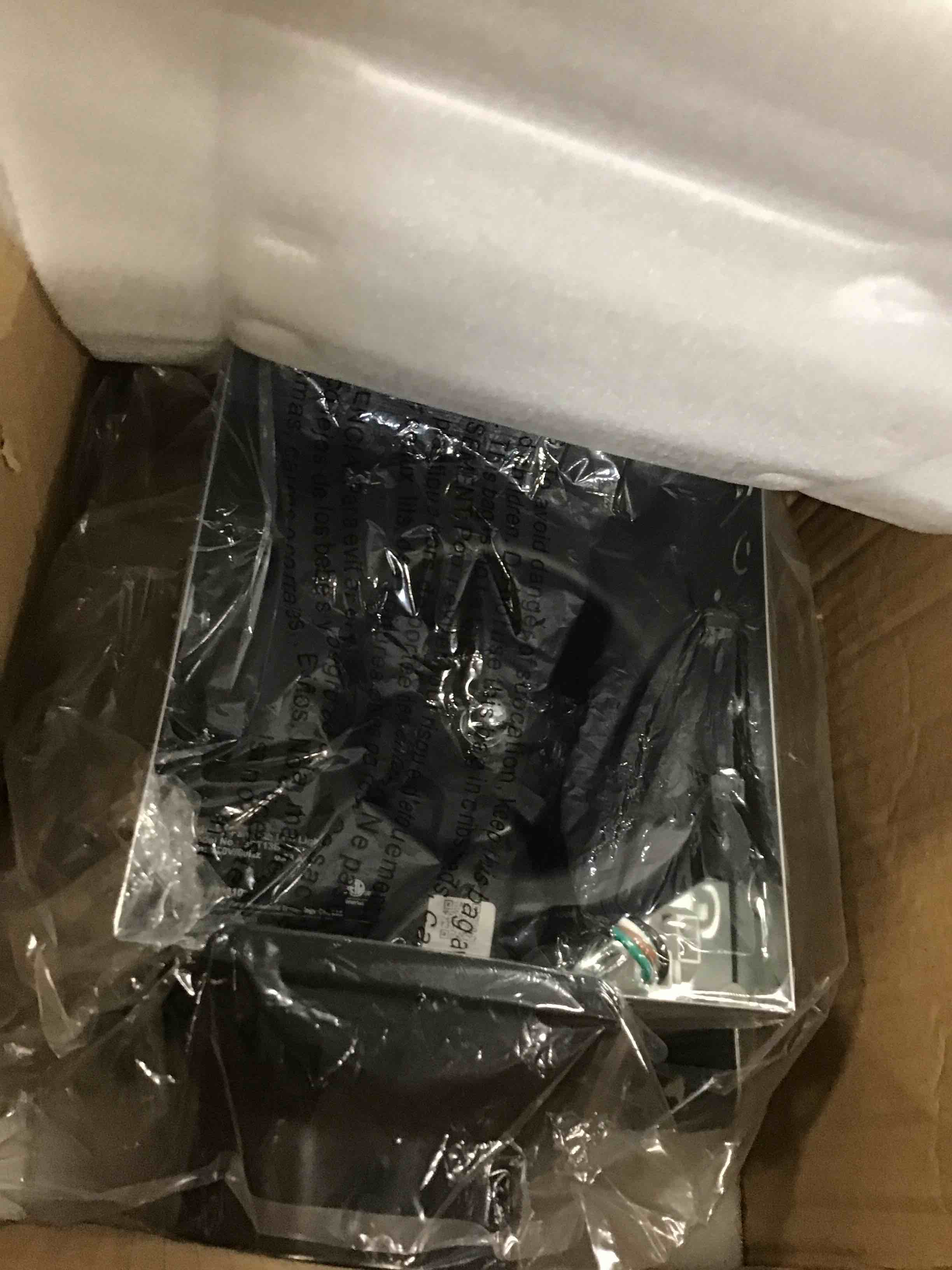 https://s3.amazonaws.com/lotting-images-prod/bidfta/YEL5731343_1710878884128.jpeg