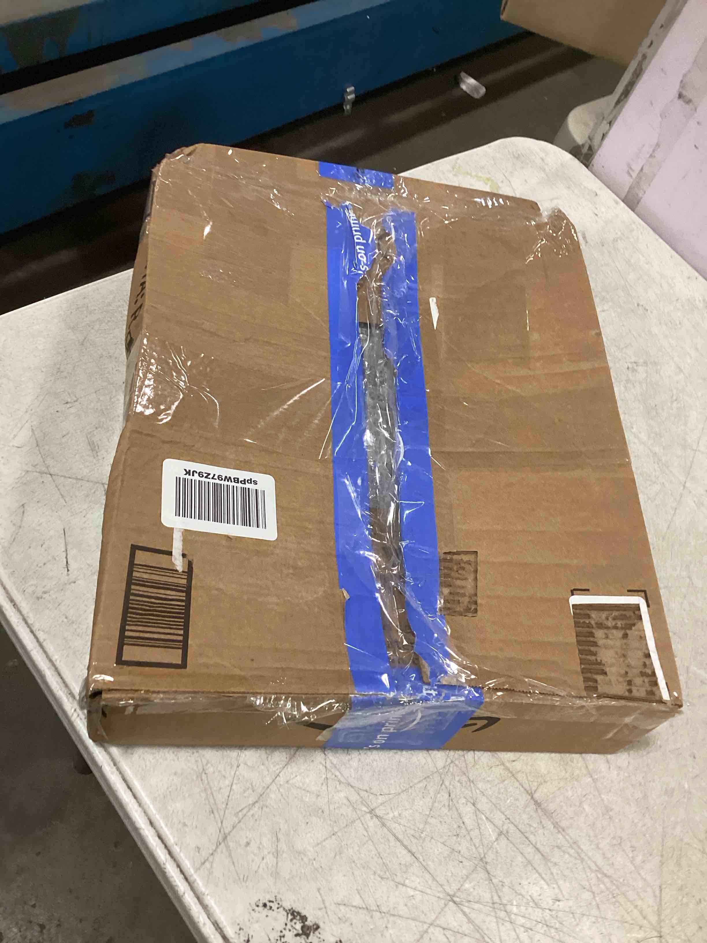 https://s3.amazonaws.com/lotting-images-prod/bidfta/YEL5731389_1710936223884.jpeg
