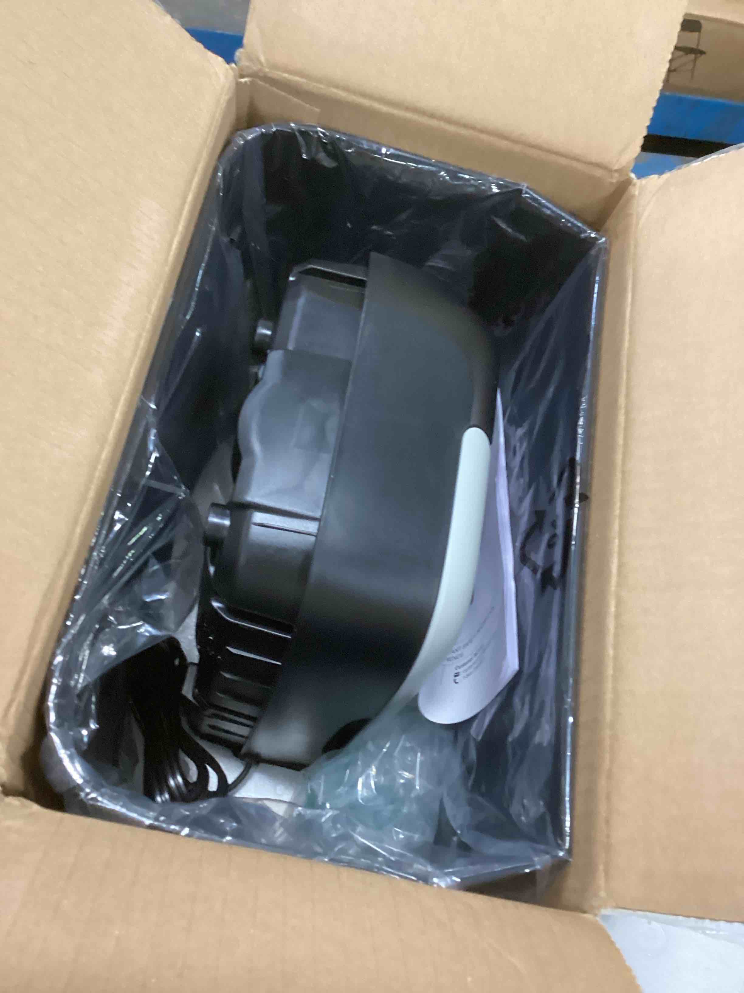 https://s3.amazonaws.com/lotting-images-prod/bidfta/YEL5731467_1710944169521.jpeg