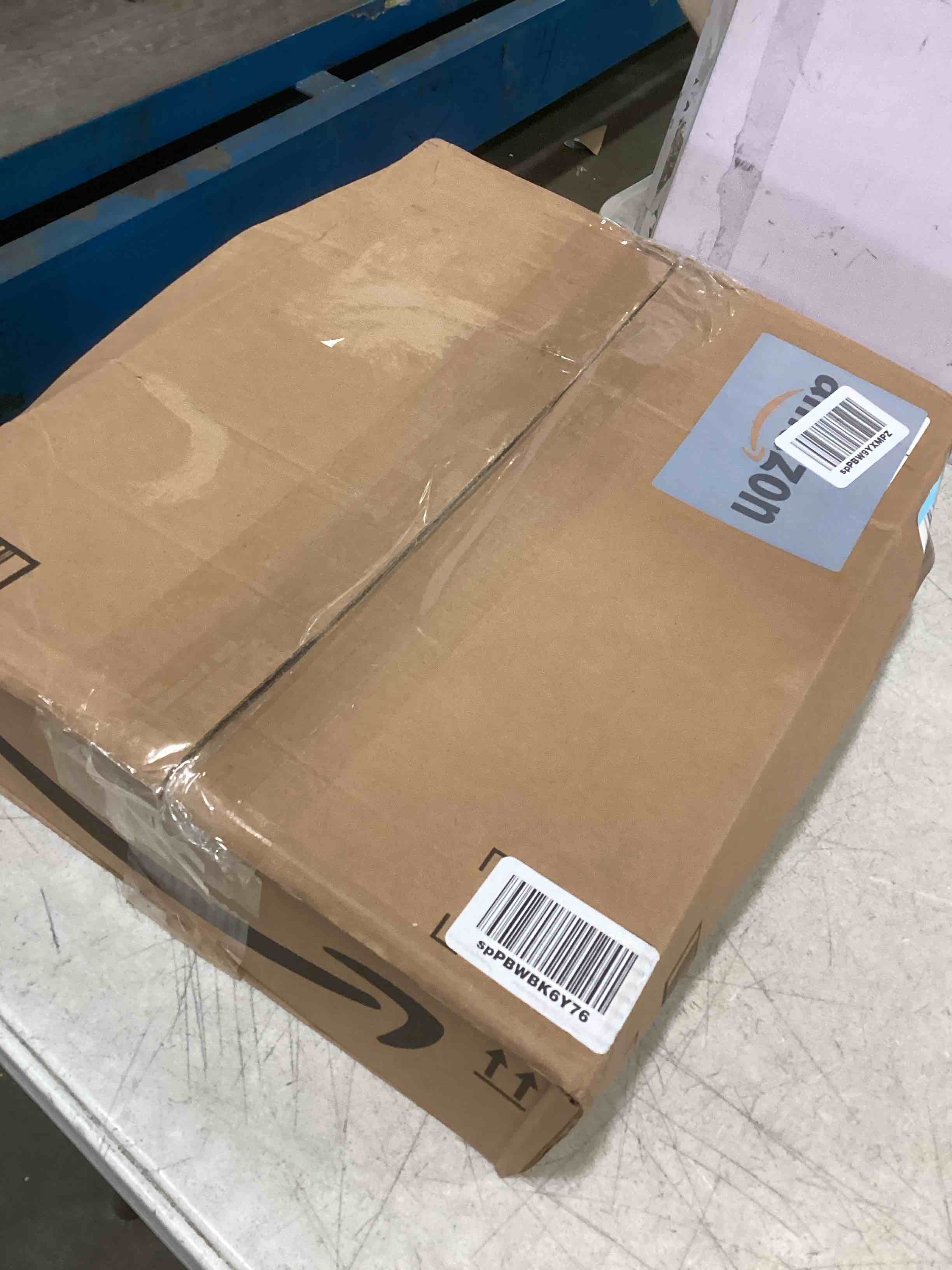 https://s3.amazonaws.com/lotting-images-prod/bidfta/YEL5731473_1710944514237.jpeg
