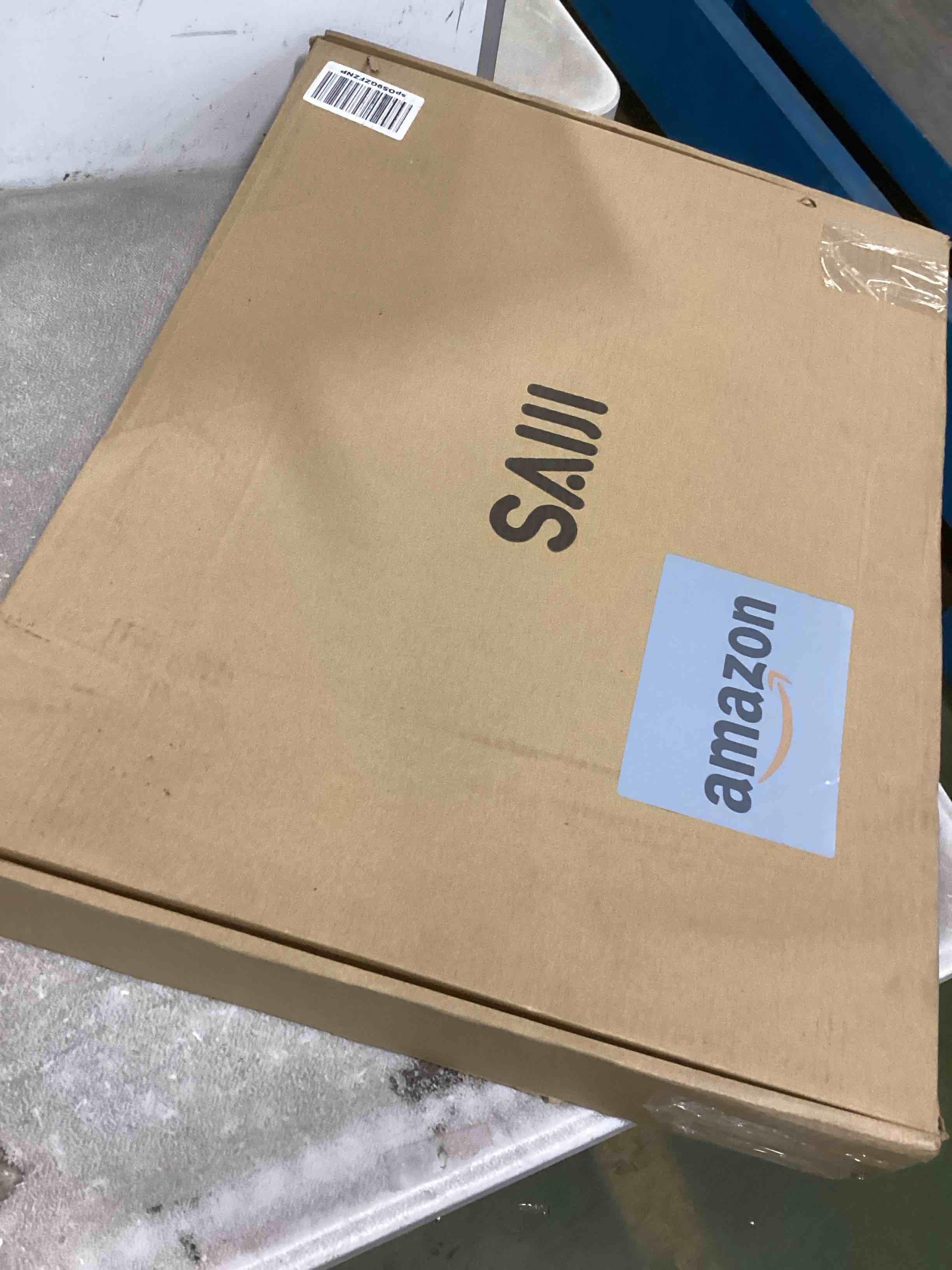 https://s3.amazonaws.com/lotting-images-prod/bidfta/YEL5731988_1709987897886.jpeg